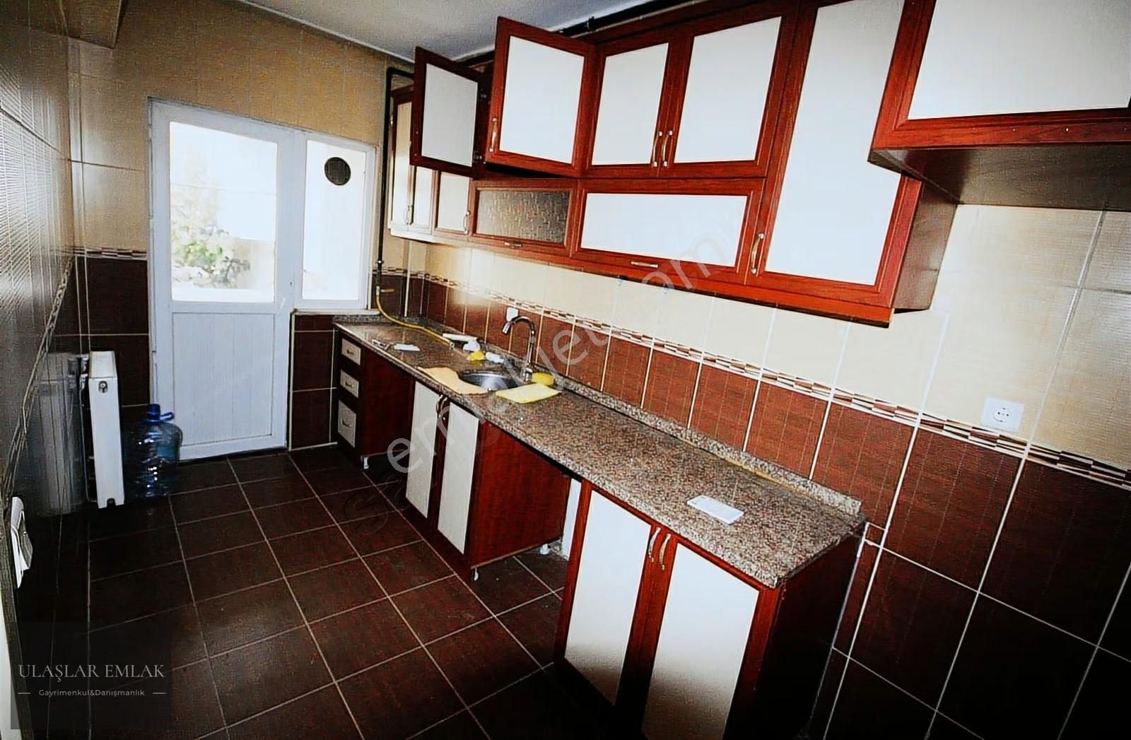 Ümraniye Çakmak Mah 2+1 100 M2 Satılık Arakat Daire - Görsel 3