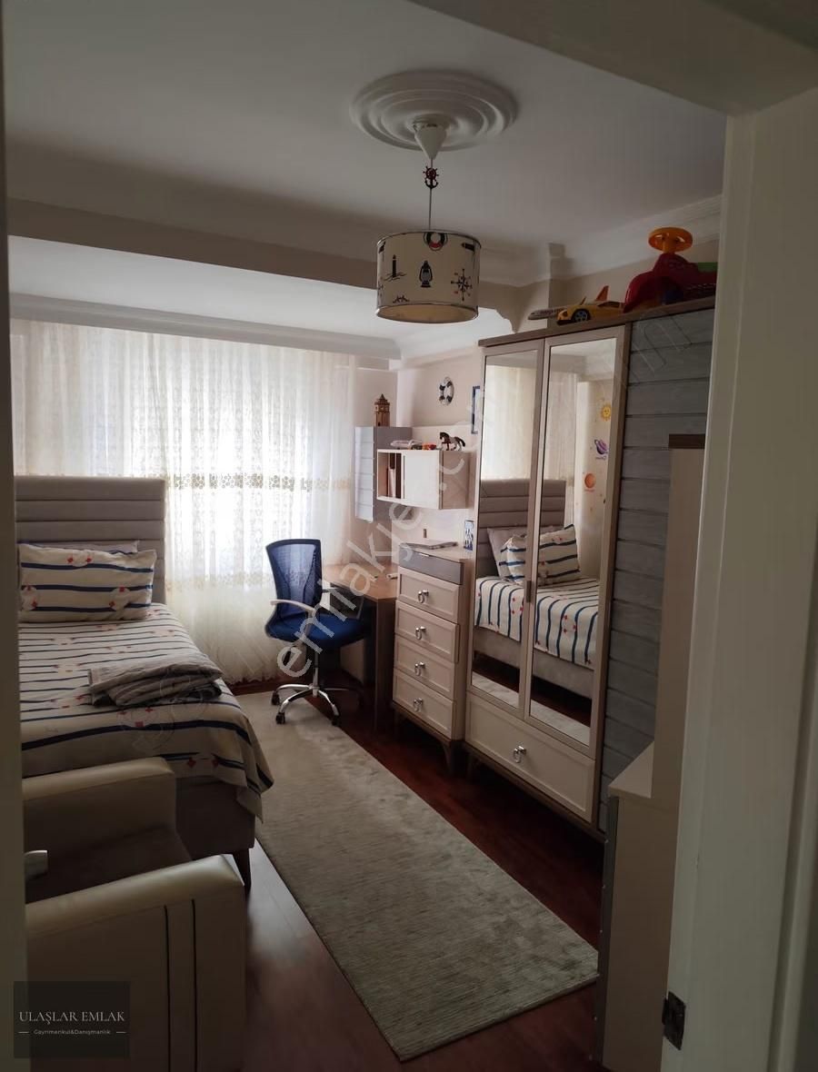 Ümraniye Site Mh. 3+1 135 M2 Satılık Arakat Balkonlu Daire. - Görsel 4
