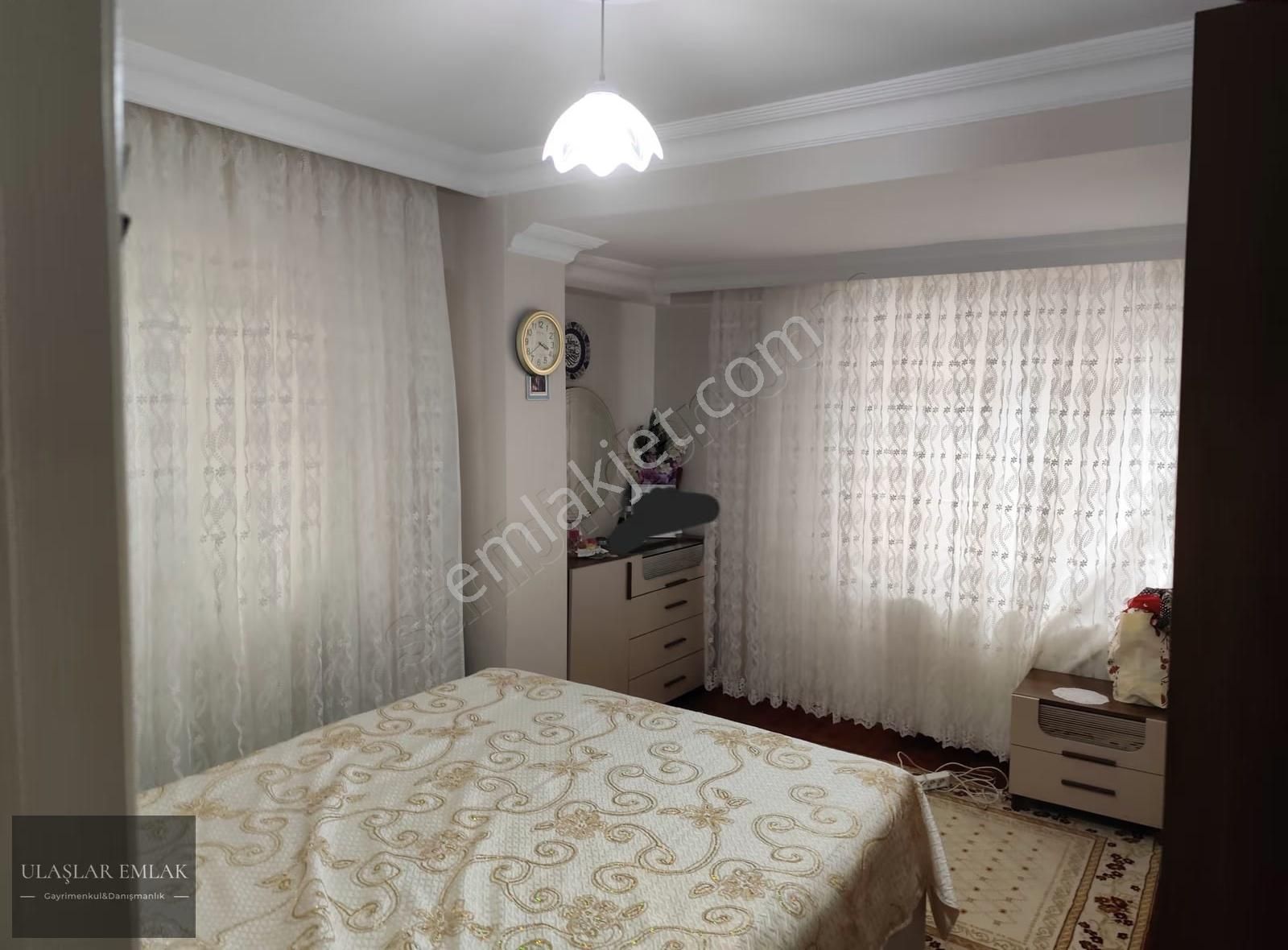 Ümraniye Site Mh. 3+1 135 M2 Satılık Arakat Balkonlu Daire. - Görsel 12