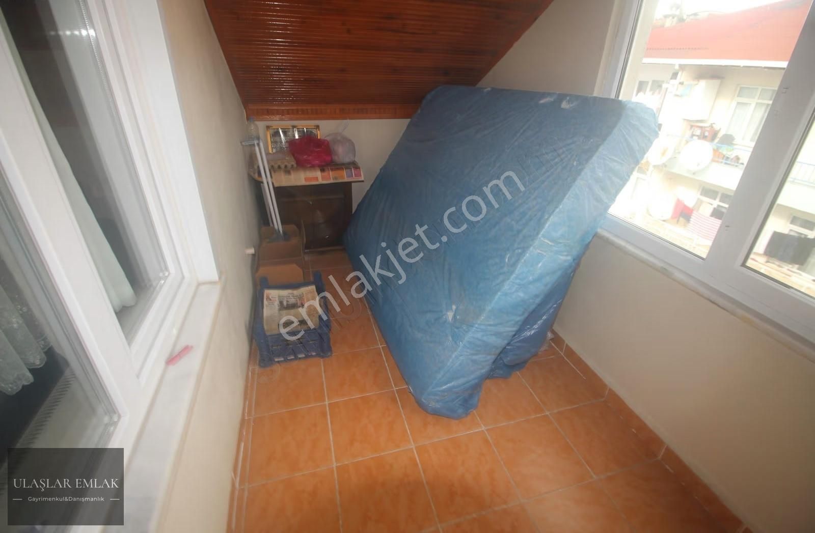 Ümraniye Altınşerhir Mah 2+1 90 M2 Motroya 200 M2 Kiralık Daire - Görsel 2