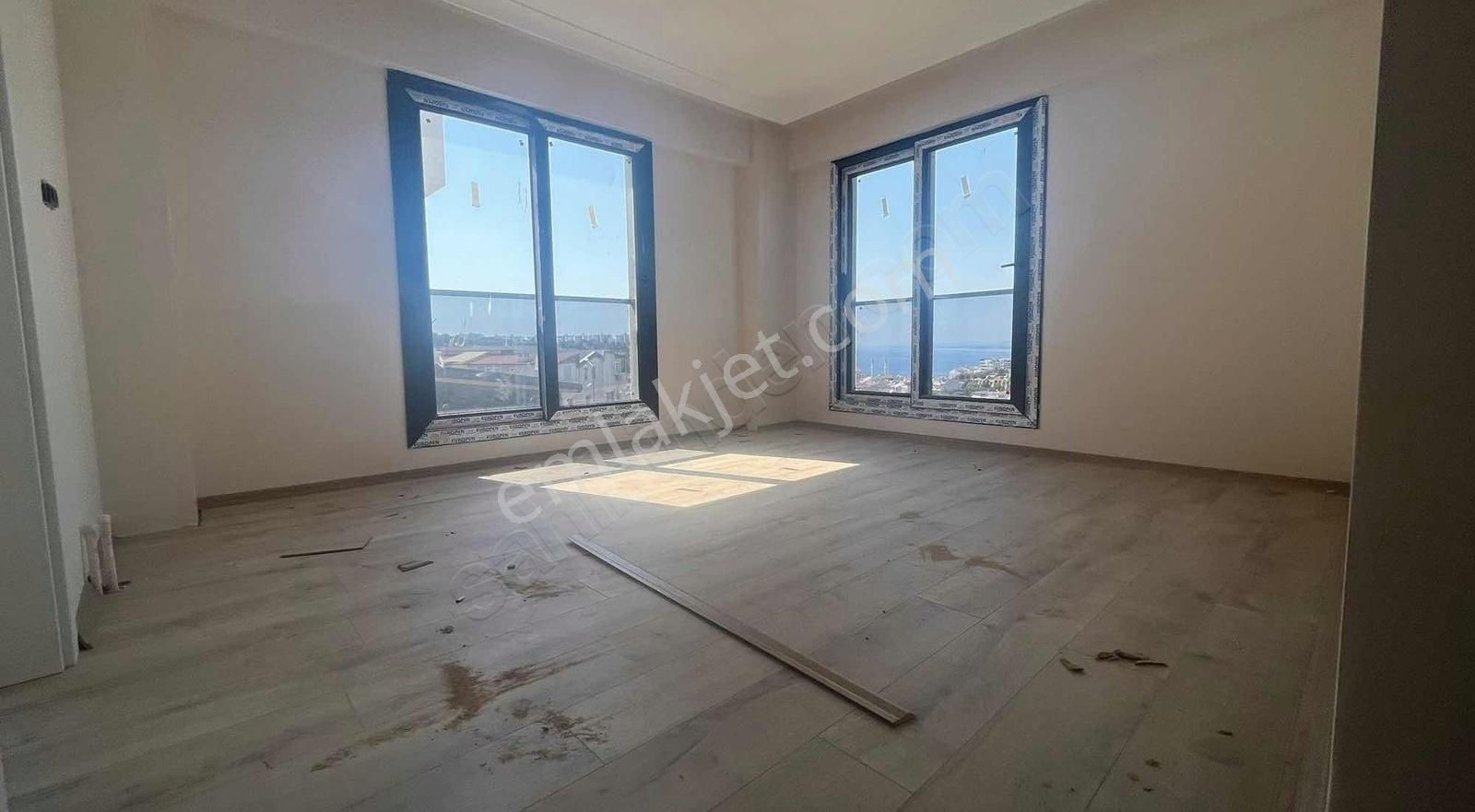 İzmir Dikili Gazi Paşada 2 Aya Teslim 3+1 Havuzlu Dubleks - Görsel 16