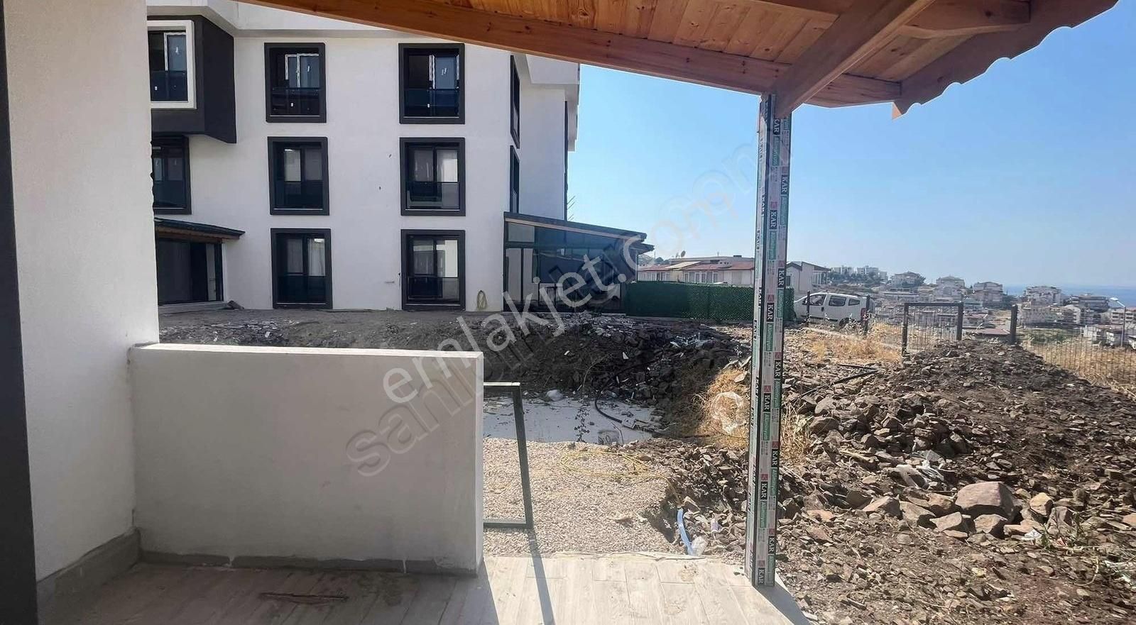 İzmir Dikili Gazi Paşada 2 Aya Teslim 3+1 Havuzlu Dubleks - Görsel 15