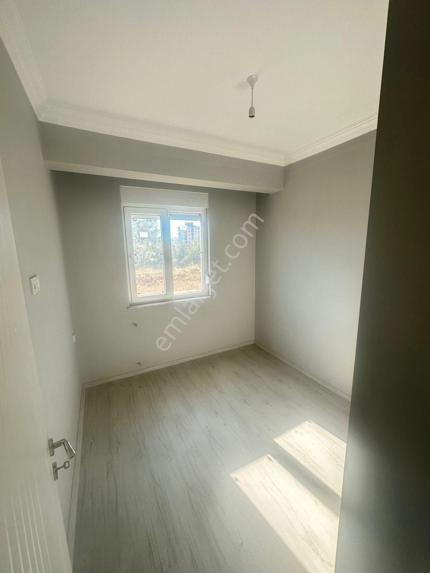 Varsak Da Sıfır 2+1 İskanlı Geniş Y.giriş Daire