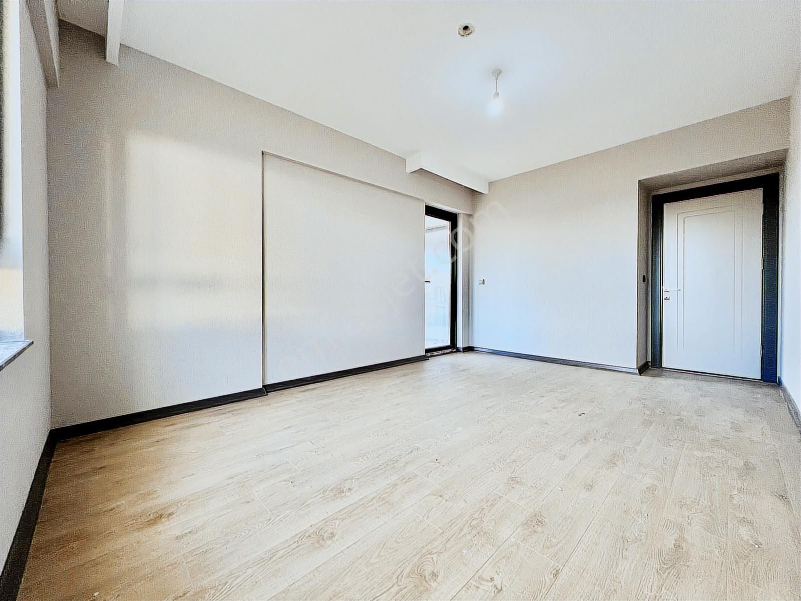 Panoramik Manzaralı Lüx Tasarım K.oto Sıfır Bina 4+1 Daire - Görsel 10