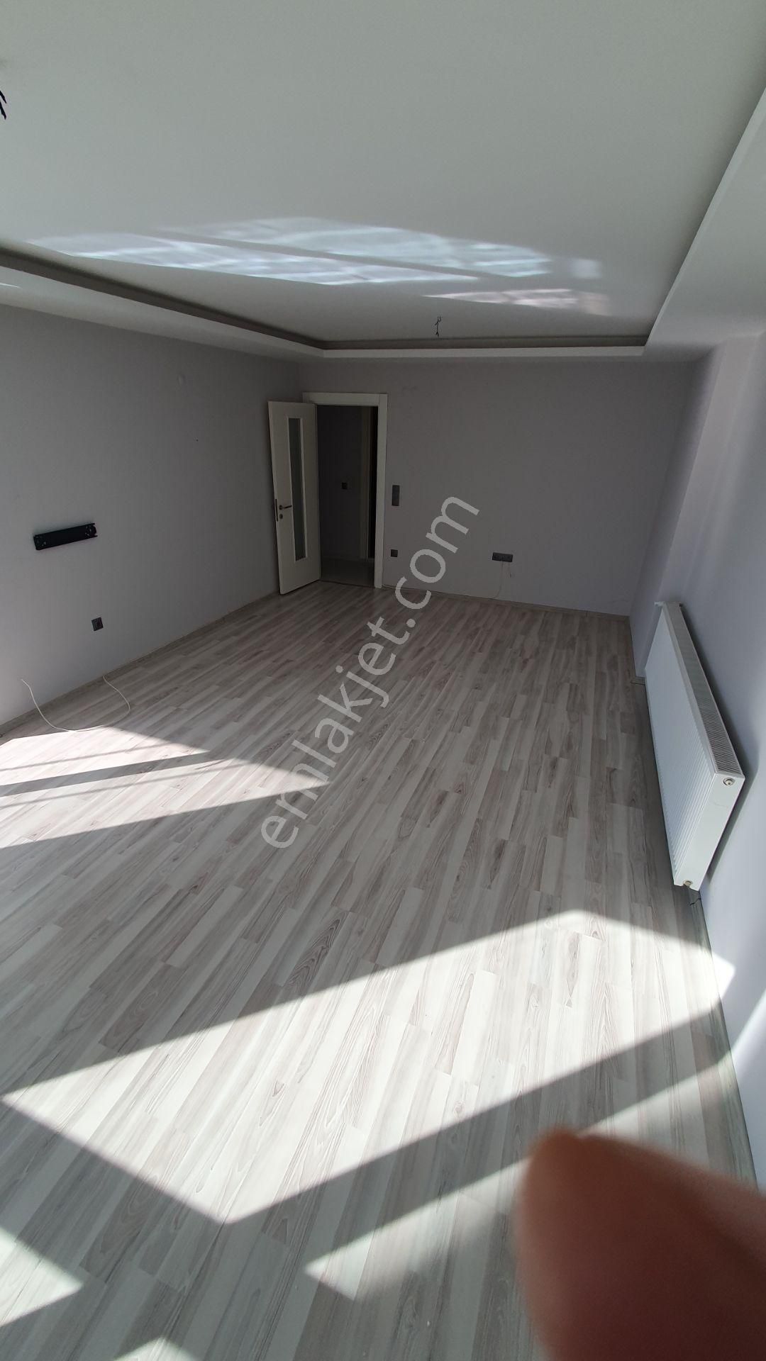 Kuşadası Ege Mah. 3+1 Geniş Kapalı Mutfak Kiralık - Görsel 9