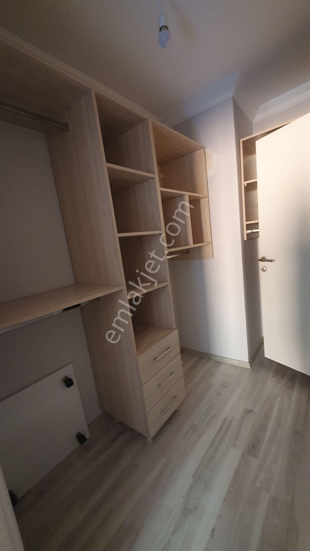 Kuşadası Ege Mah. 3+1 Geniş Kapalı Mutfak Kiralık - Görsel 12