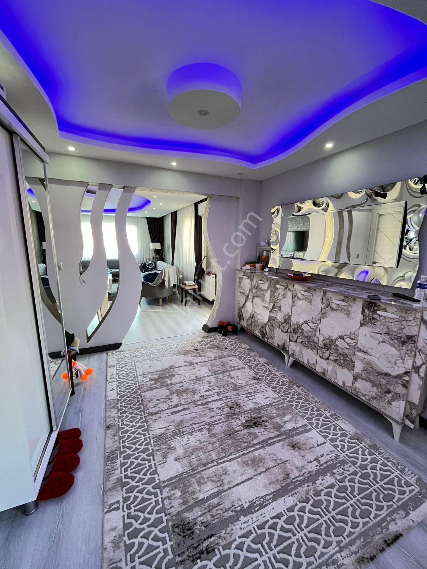 Acill Buca Fırat Mah.de 2+1 120m2 Dgazlı Ayrı Mutfak İçerisi Bakımlı Geniş Ferah Lüx Daire - Görsel 20