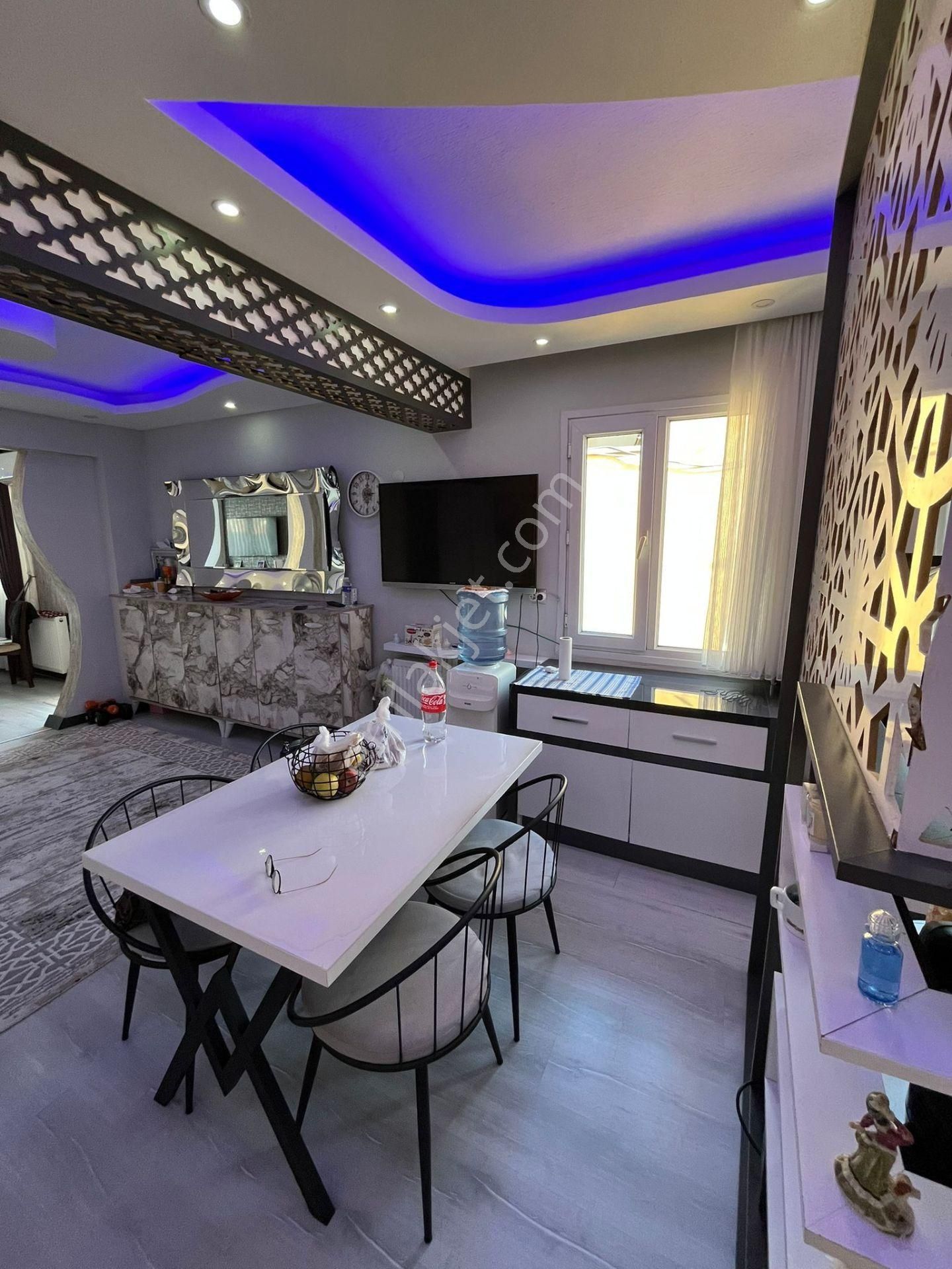 Acill Buca Fırat Mah.de 2+1 120m2 Dgazlı Ayrı Mutfak İçerisi Bakımlı Geniş Ferah Lüx Daire - Görsel 18