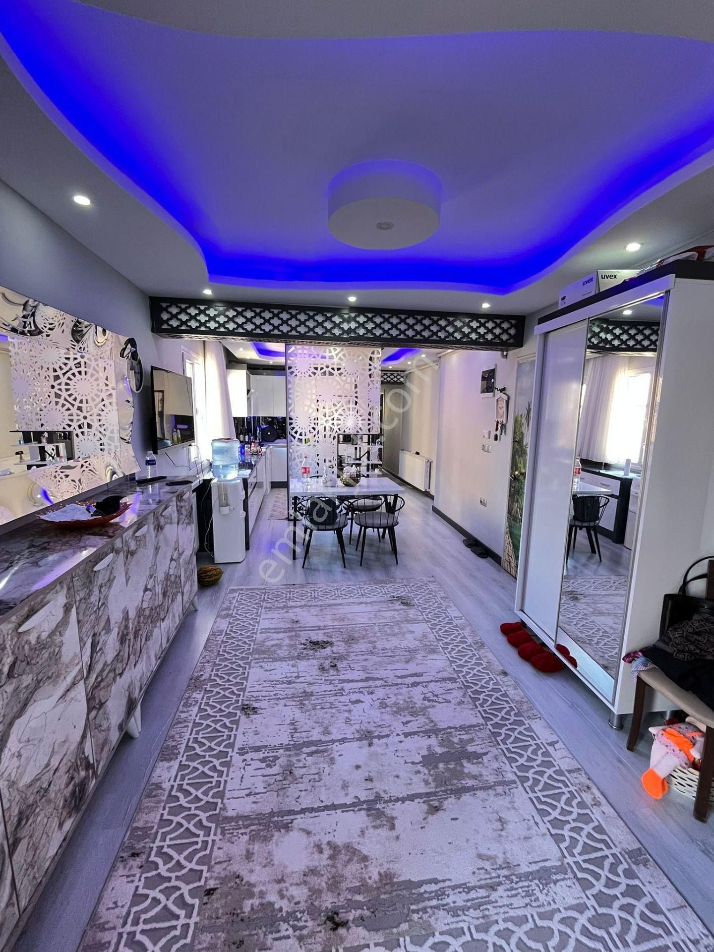 Acill Buca Fırat Mah.de 2+1 120m2 Dgazlı Ayrı Mutfak İçerisi Bakımlı Geniş Ferah Lüx Daire - Görsel 14