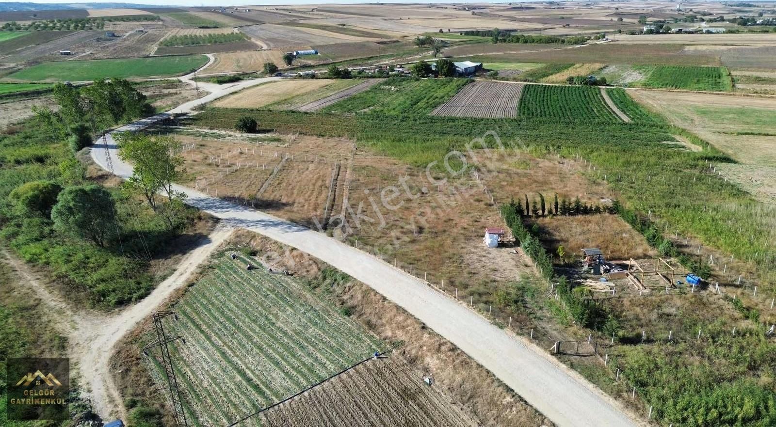 Silivri Değirmenköy 437m2 Tel İle Yapılaşma İçinde Satılık Tarla - Görsel 8