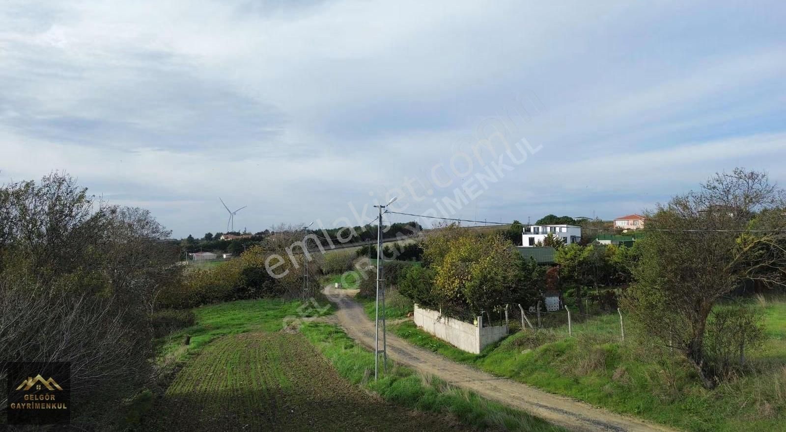 Silivri Fenerköyde İmar Dibinde 227m2 Yapıların İçinde Arsa - Görsel 8