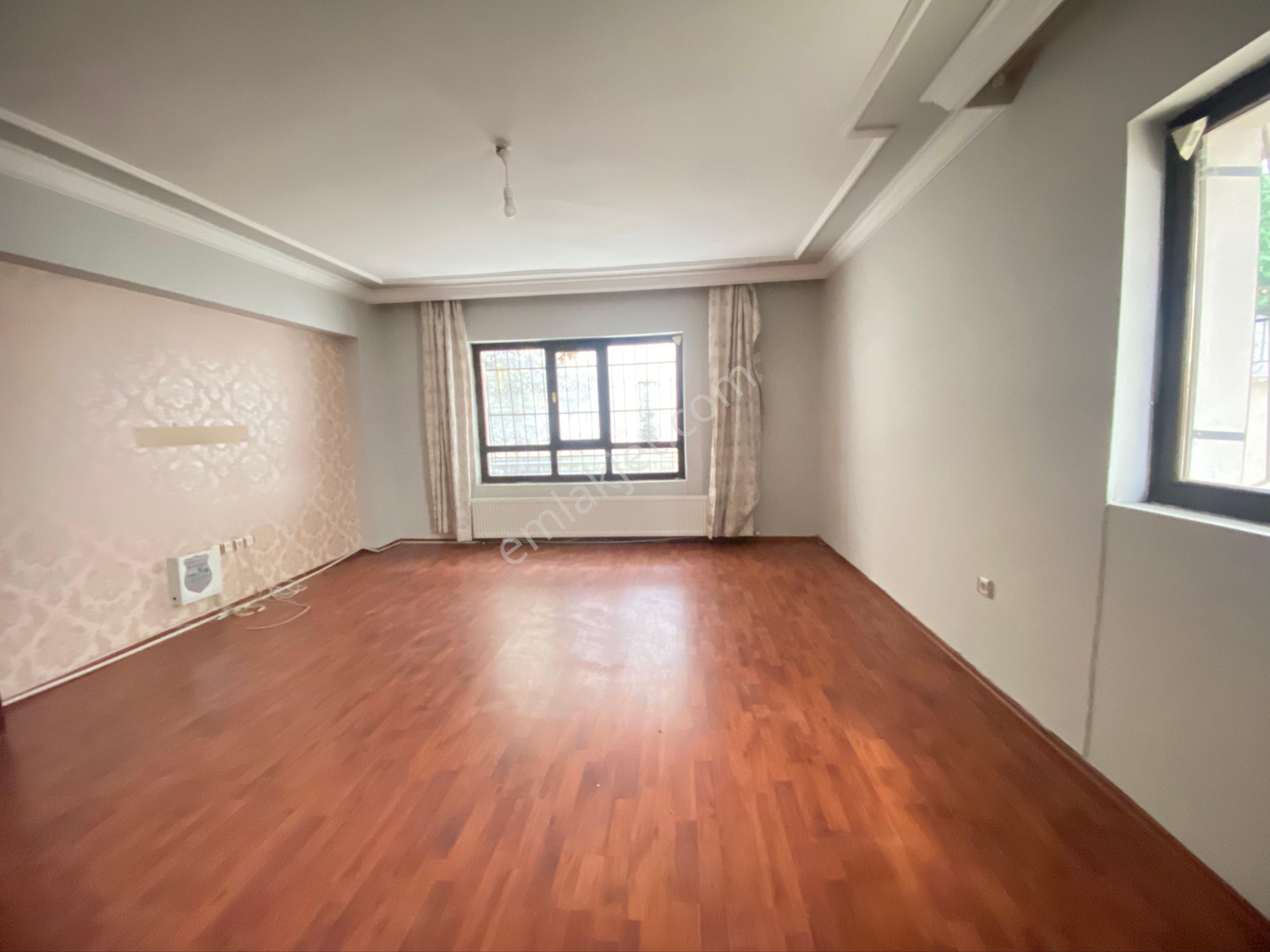 Atanora Vadi’den Dikmen’de Satılık Giriş Kat Kapalı Garajlı 2+1 - Görsel 6