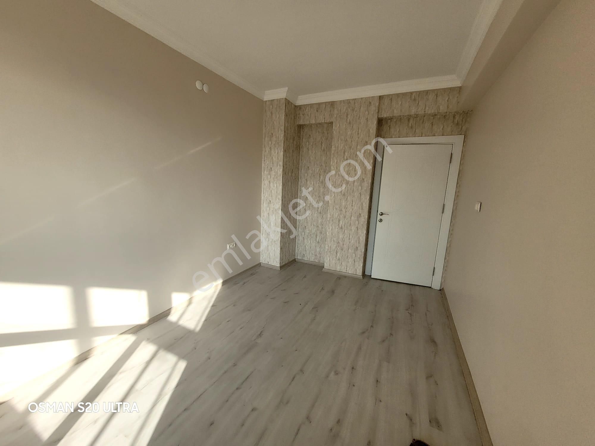 Kosova'da Çevrenin En Büyük 3+1i 200m2 Full Yapılı 2yıllık Site - Görsel 28