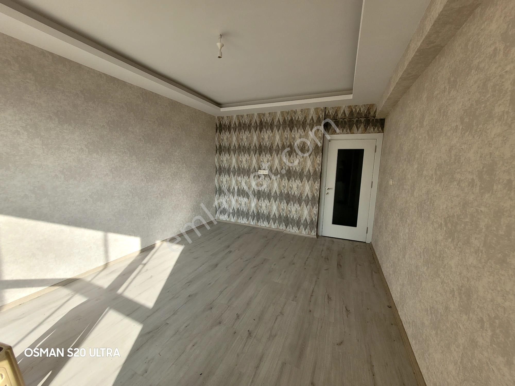 Kosova'da Çevrenin En Büyük 3+1i 200m2 Full Yapılı 2yıllık Site - Görsel 21