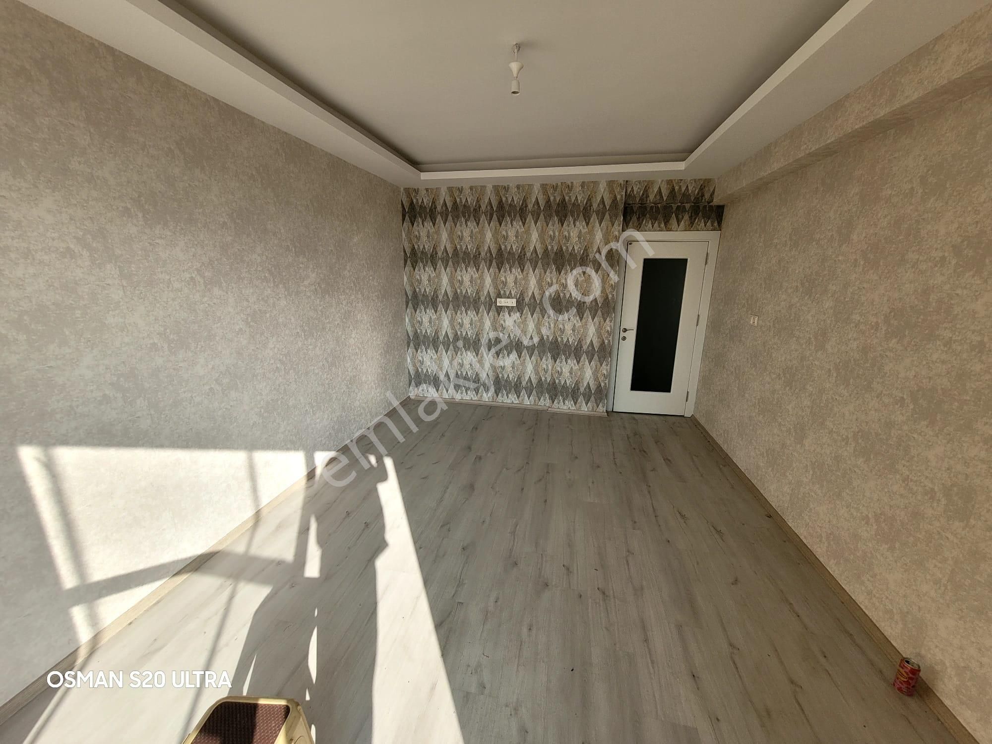 Kosova'da Çevrenin En Büyük 3+1i 200m2 Full Yapılı 2yıllık Site - Görsel 4