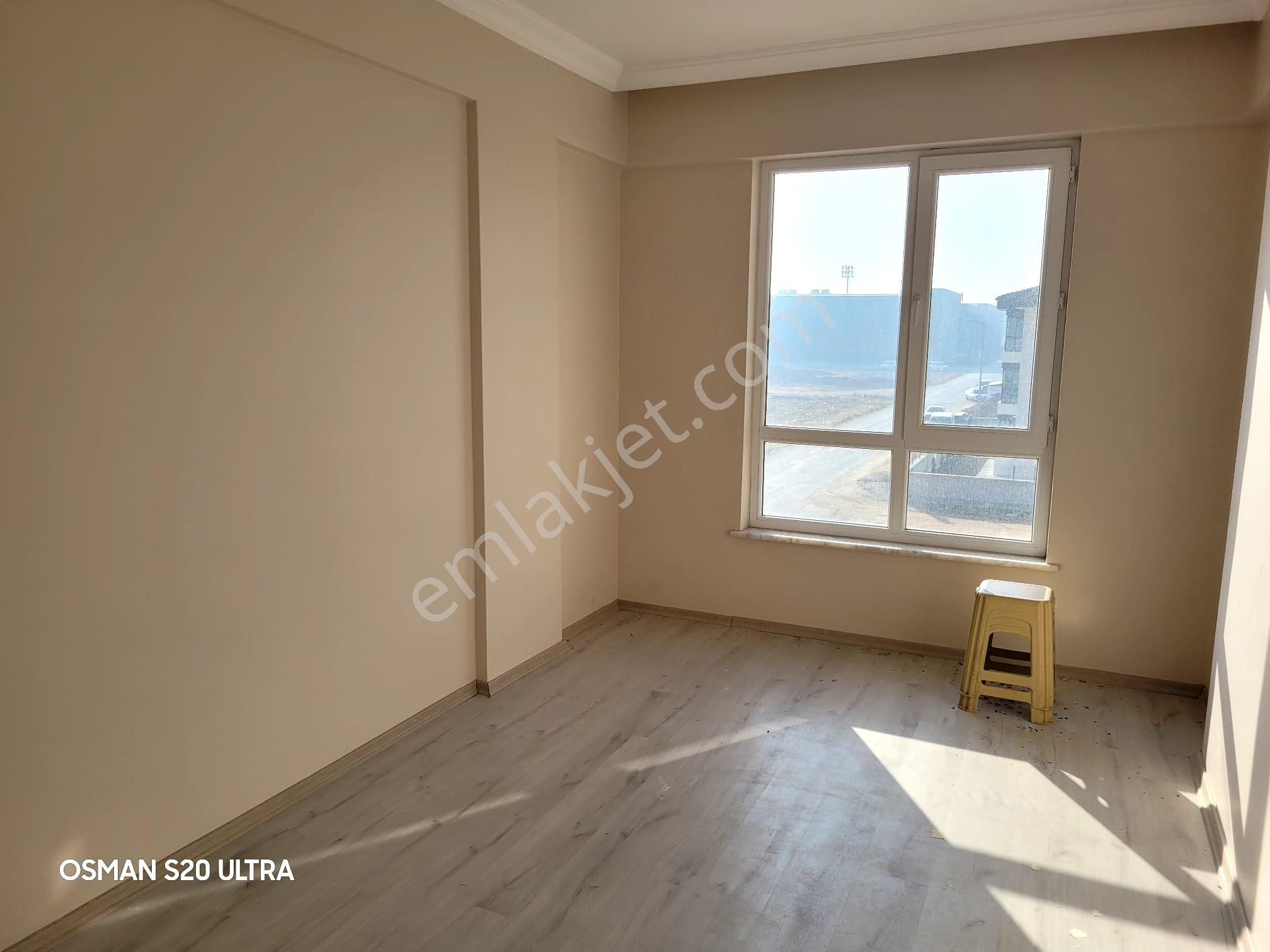 Kosova'da Çevrenin En Büyük 3+1i 200m2 Full Yapılı 2yıllık Site - Görsel 23