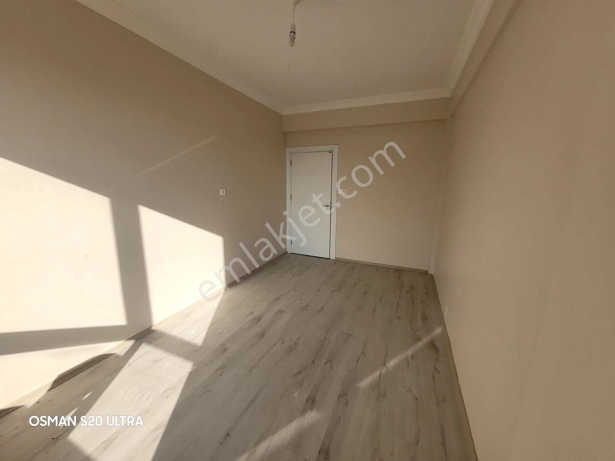 Kosova'da Çevrenin En Büyük 3+1i 200m2 Full Yapılı 2yıllık Site - Görsel 20