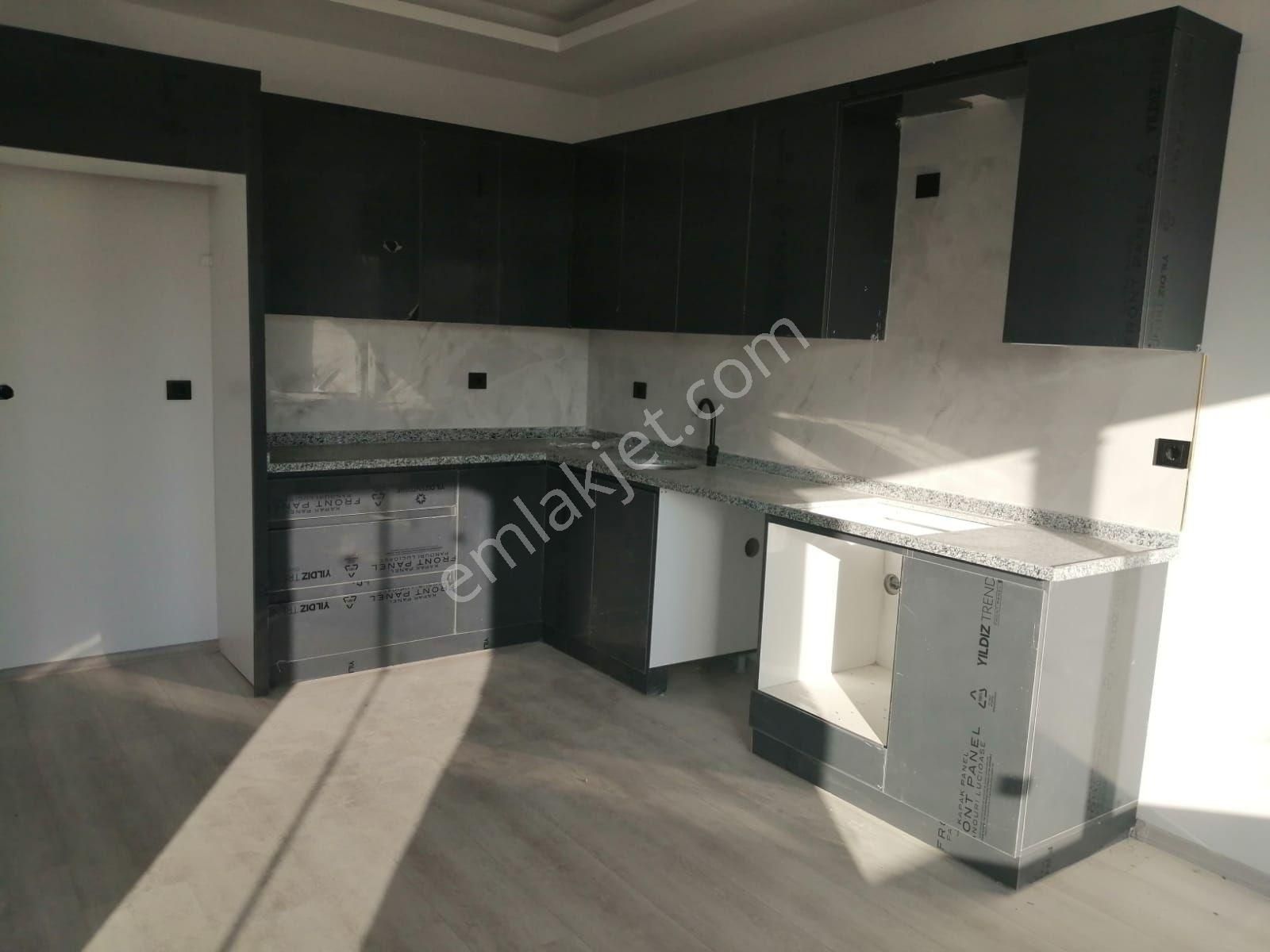 Erdemli Akdeniz Mahallesinde Kiralık 2+1 Daire - Görsel 15