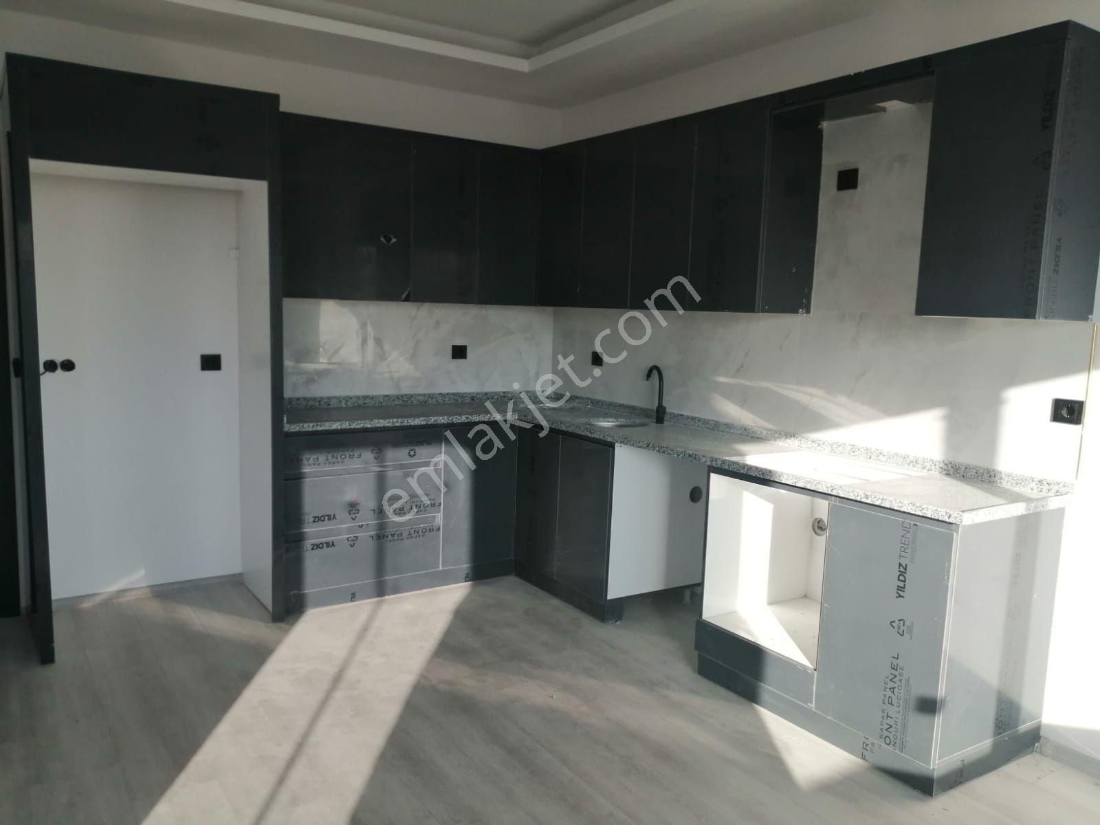 Erdemli Akdeniz Mahallesinde Kiralık 2+1 Daire - Görsel 14