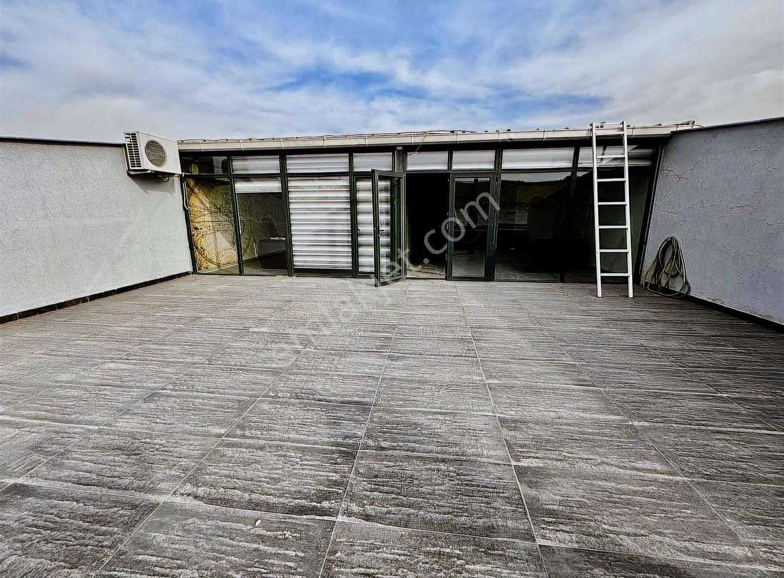 İvedik Matbaacılar Sitesi Asansörlü Büyük Dükkan