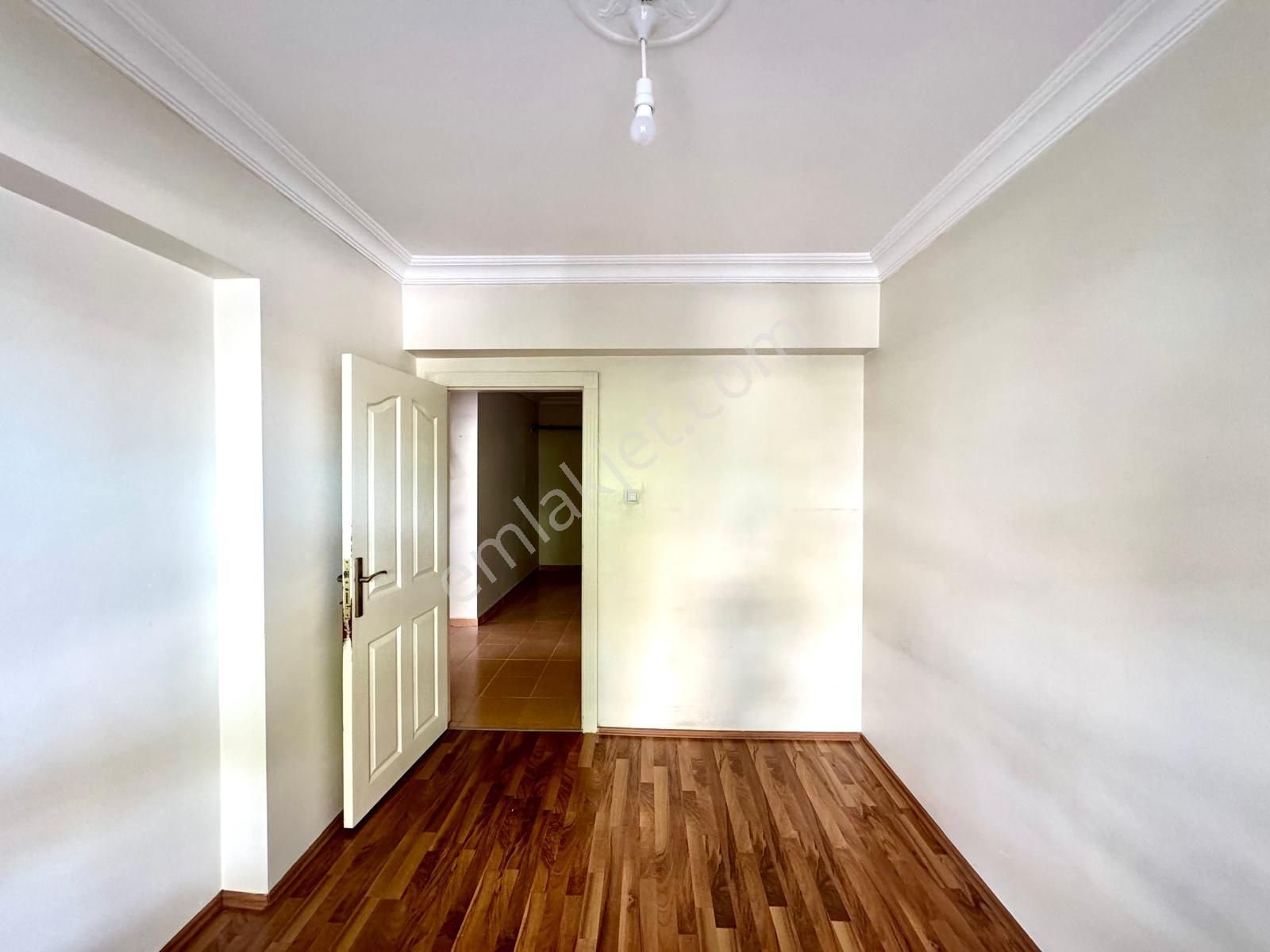 Kalecik Emlak'tan Köşebaşı Y. Giriş 3+1 125m² Klasik Daire - Görsel 23