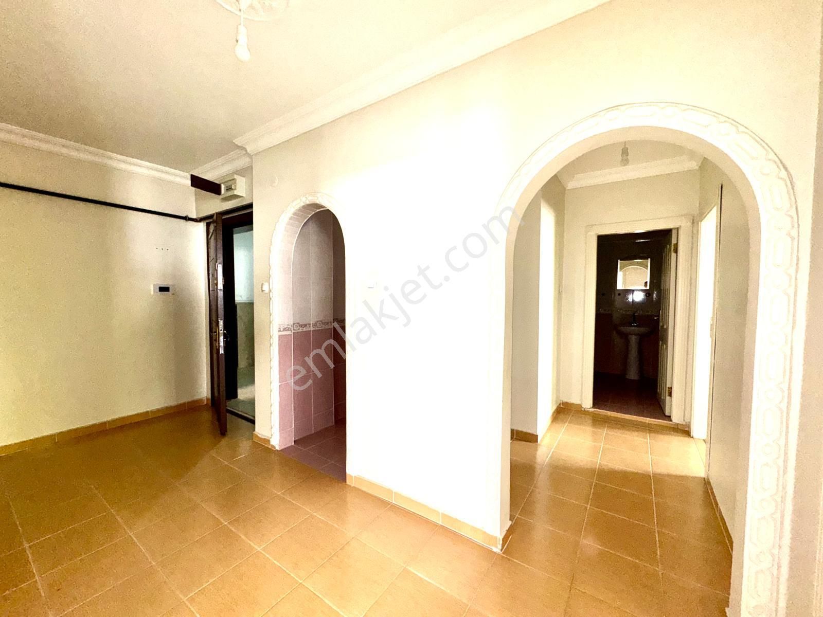 Kalecik Emlak'tan Köşebaşı Y. Giriş 3+1 125m² Klasik Daire - Görsel 24