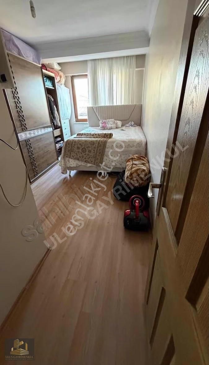 Ulustan Turgutreıs Caddede 87 M2 2+1 3.kat Kredili İskanlı Daire - Görsel 2