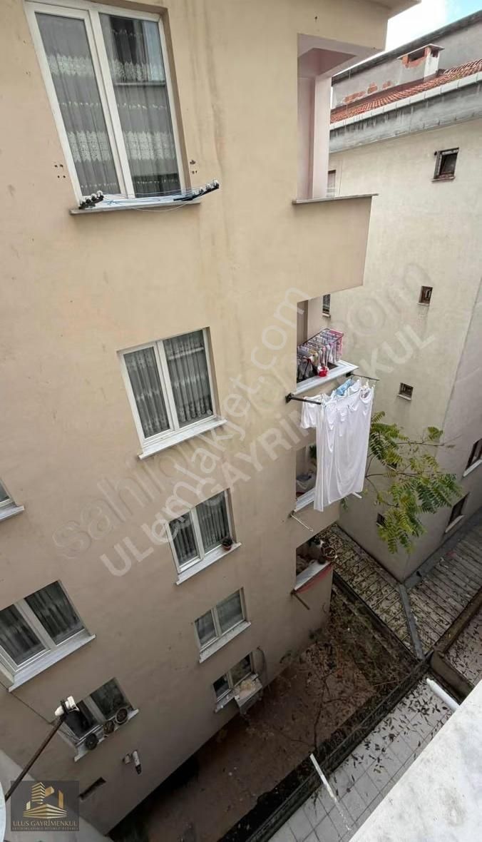 Ulustan T.reis Cadde Üzeri 2.kat 90 M2 2+1 Hemen Taşının Kredili