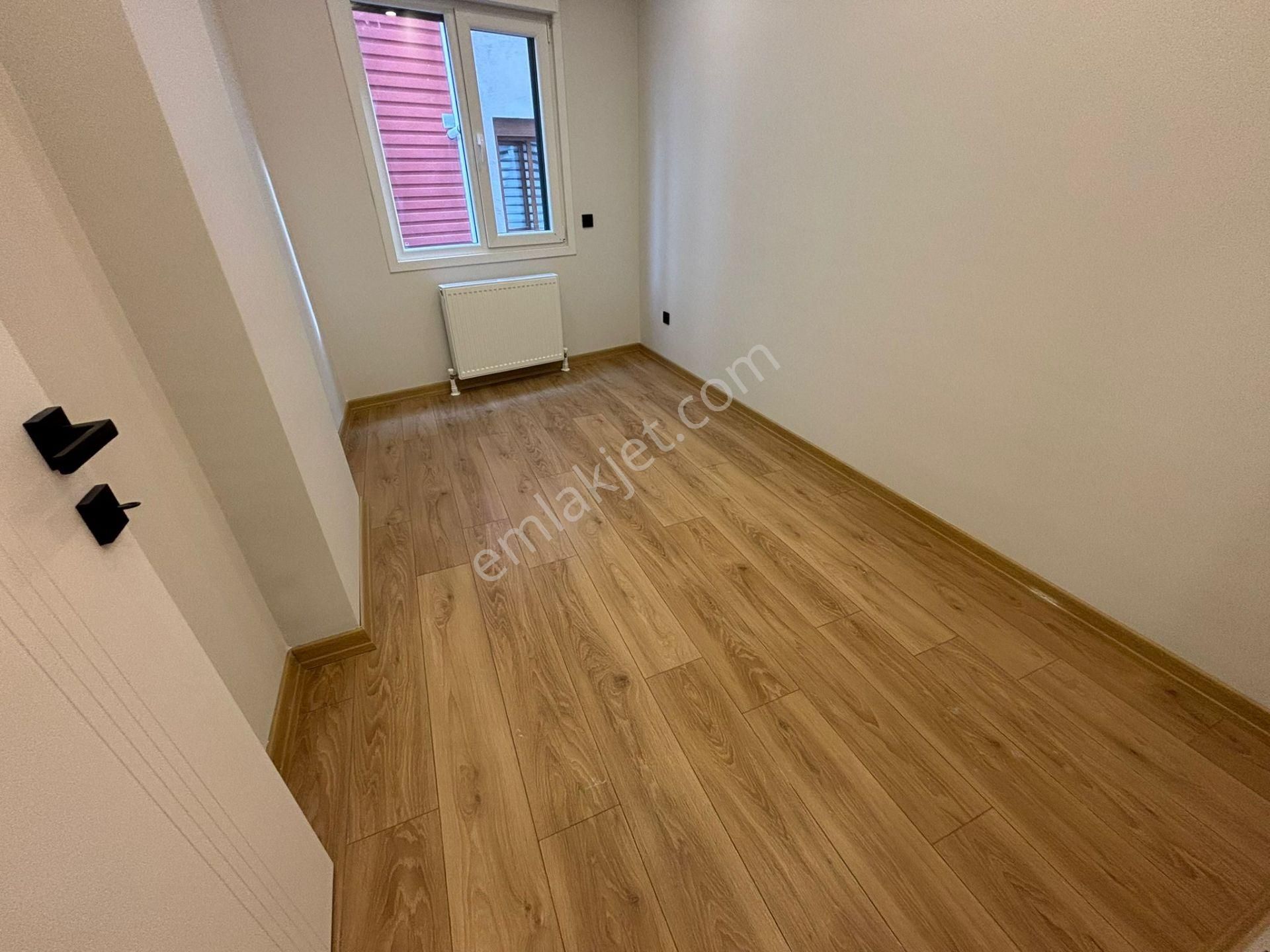 Kaçmaz'dan Merkezi Lokasyonda Sıfır Yapıda Ara Kat Ön Cephe 3+1 - Görsel 22