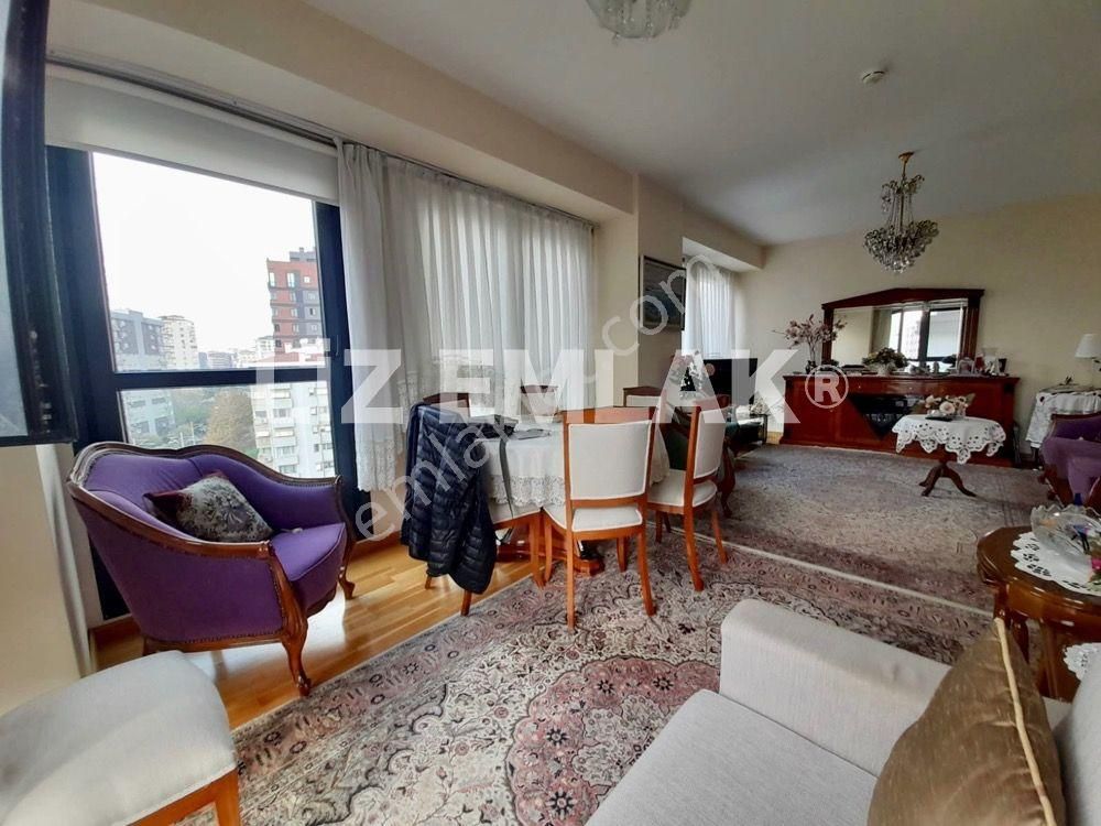 Suadiye'de 7/24 Güvenlikli Yemyeşil Sitede Süper Lüks 2+1 Daire - Görsel 2