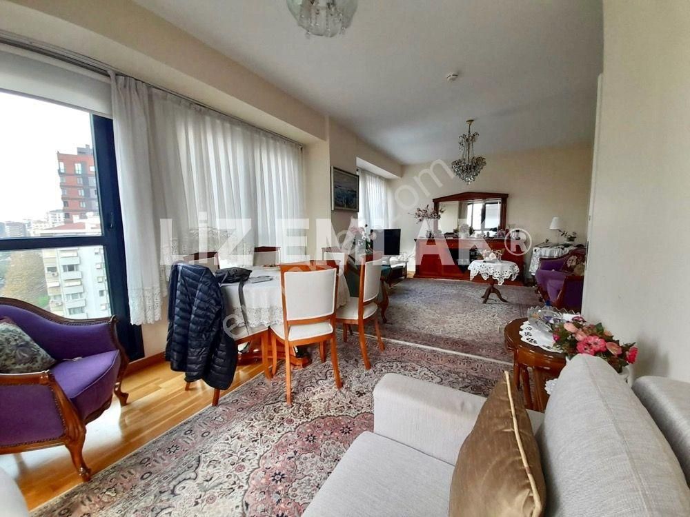 Suadiye'de 7/24 Güvenlikli Yemyeşil Sitede Süper Lüks 2+1 Daire - Görsel 4