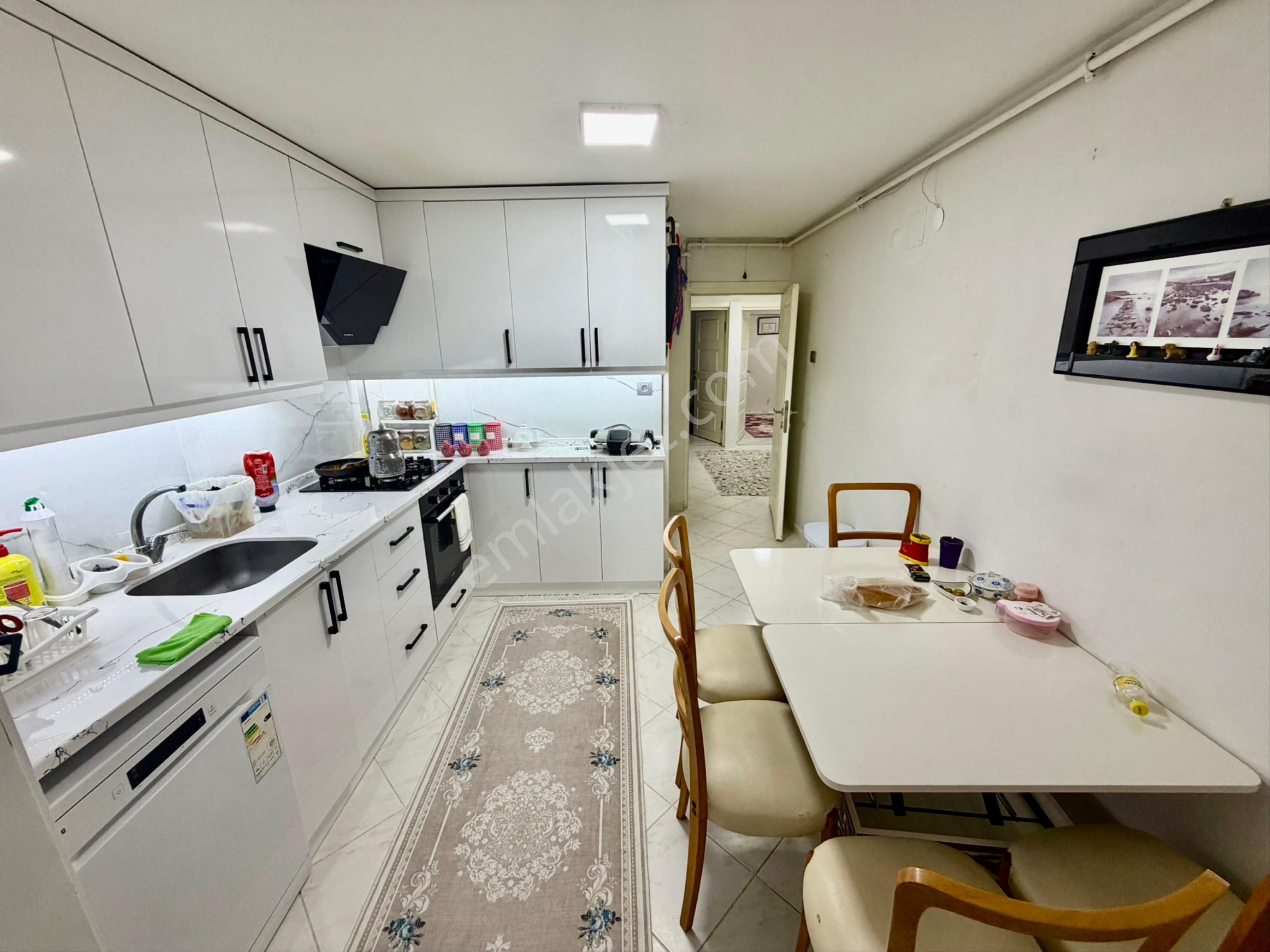 Evim-nur’dan Bahçelievler Mh 2+1 110m2 Giriş Kat 56’lar Cad. Bir Sokak Üstü - Görsel 6