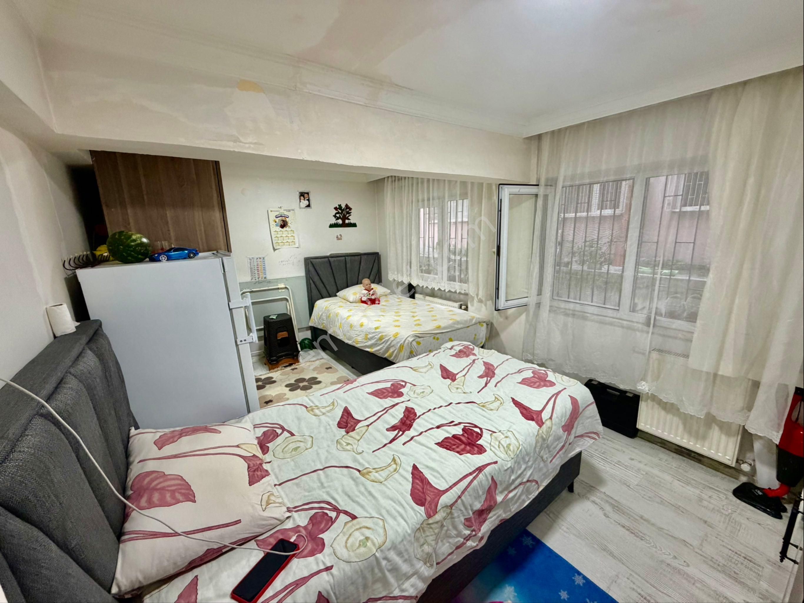 Evim-nur’dan Bahçelievler Mh 2+1 110m2 Giriş Kat 56’lar Cad. Bir Sokak Üstü - Görsel 12