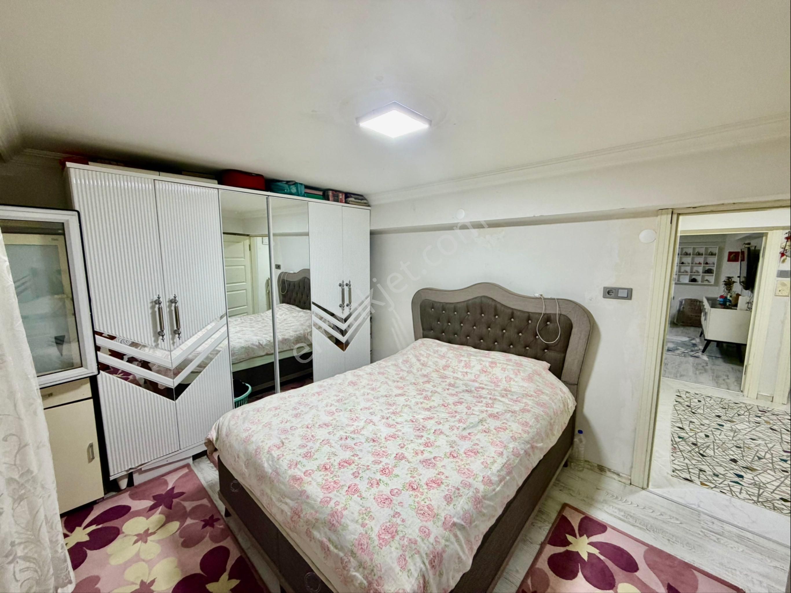 Evim-nur’dan Bahçelievler Mh 2+1 110m2 Giriş Kat 56’lar Cad. Bir Sokak Üstü - Görsel 17