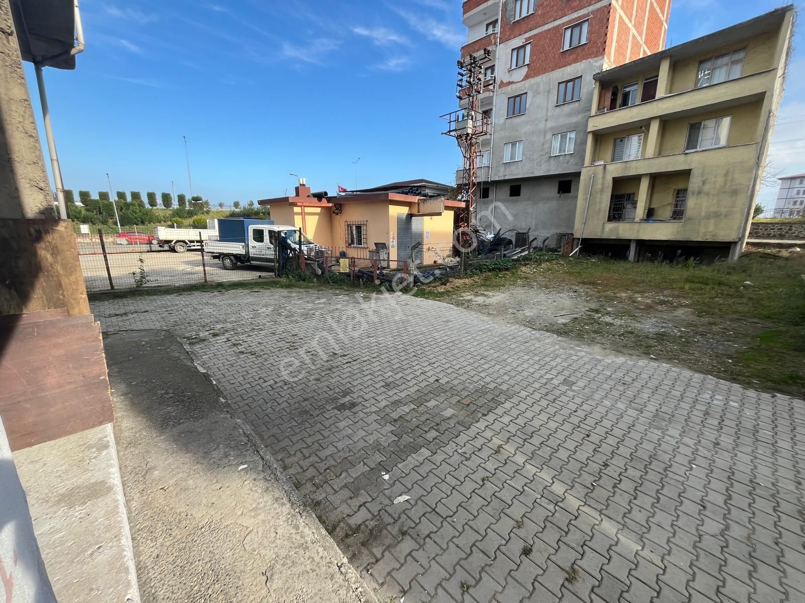 Trabzon Araklı Merkez'de Satılık 3+1 Giriş Katı Daire - Görsel 19