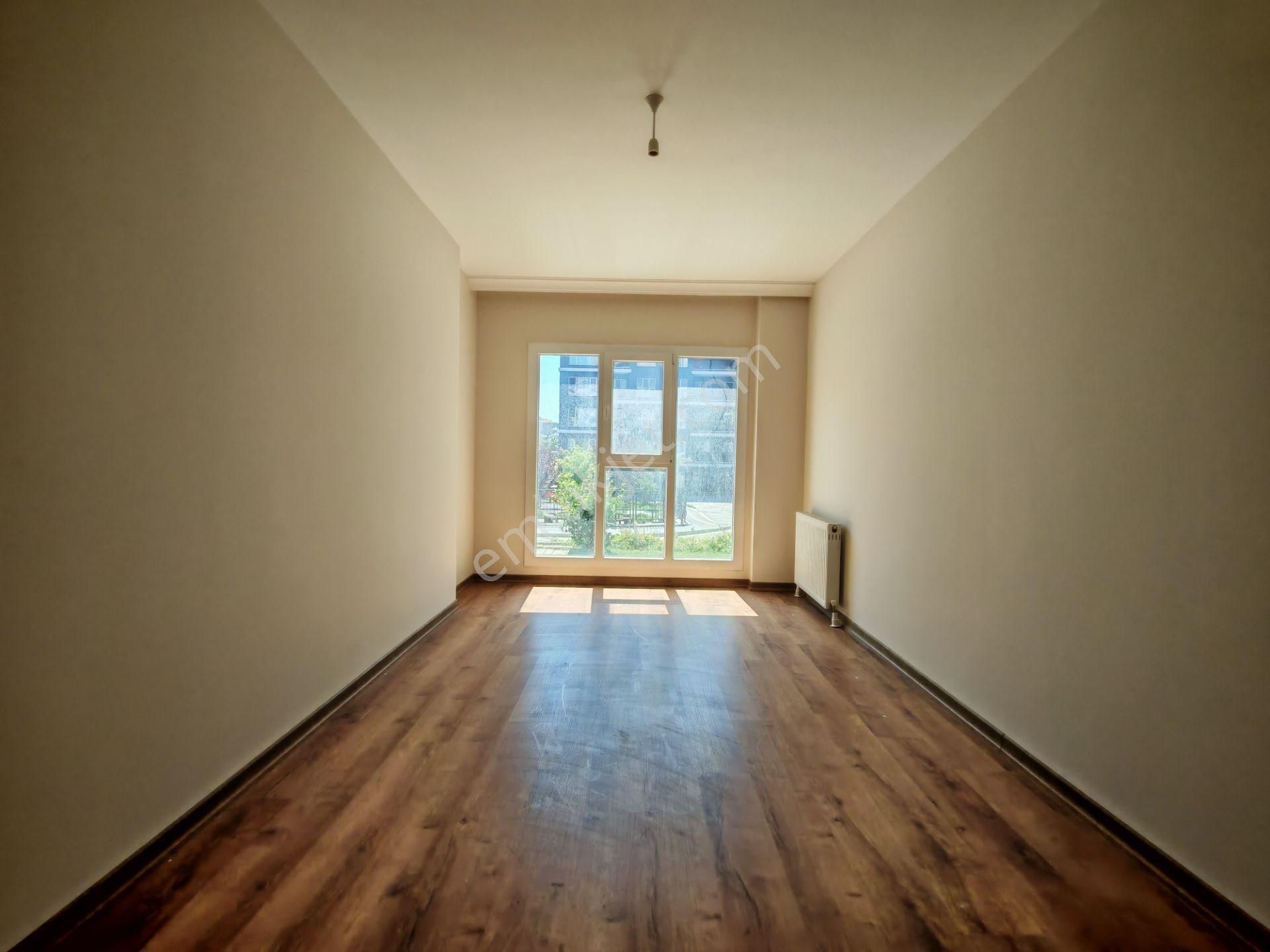 Silivri Yeni Mh. Atabek Konutları Ara Kat 3+1 Peyzaj Cephe - Görsel 19