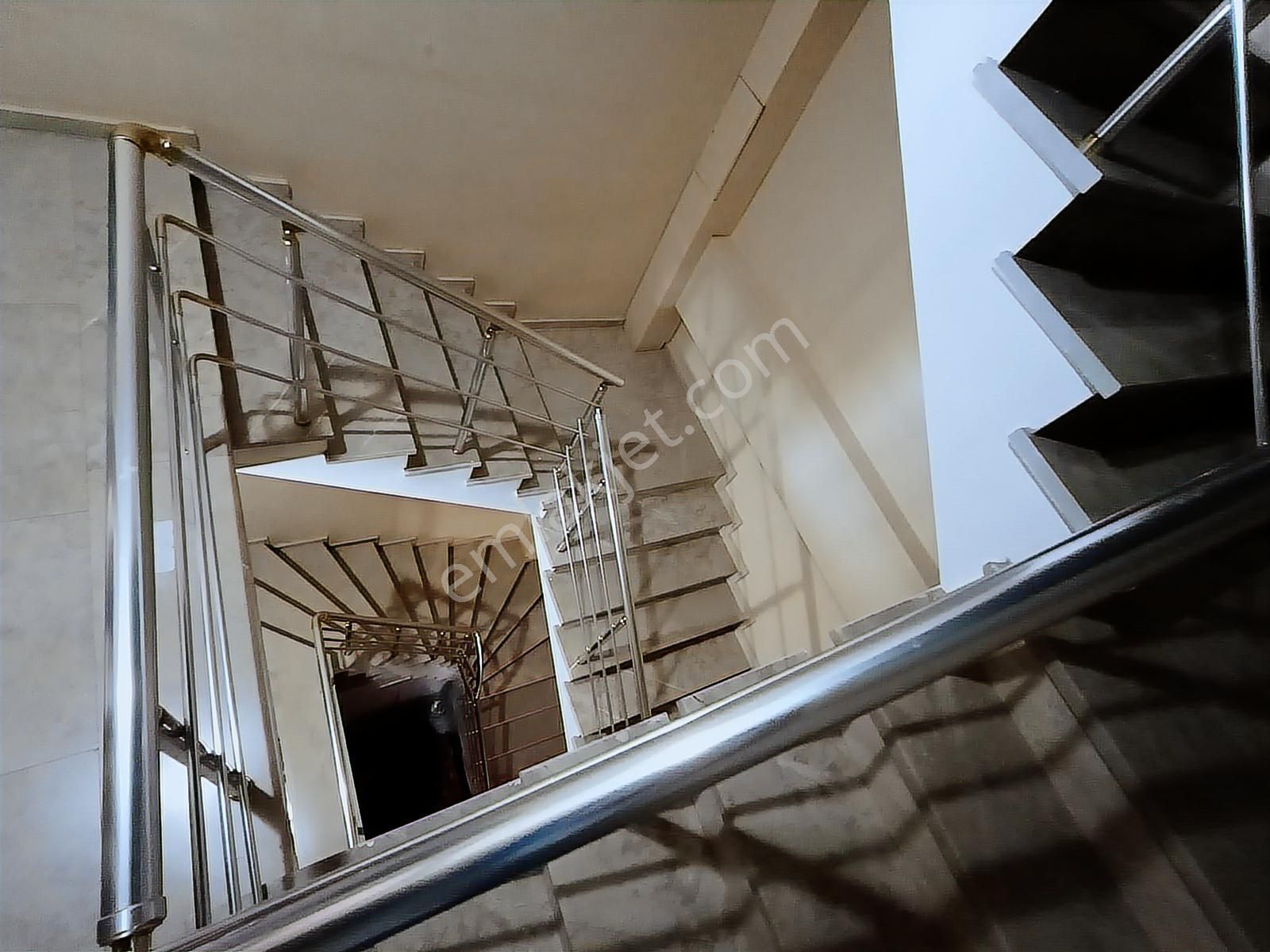 Karaca'dan Çınarlı Mahallesinde 120m2 3+1 Satılık Daire - Görsel 2