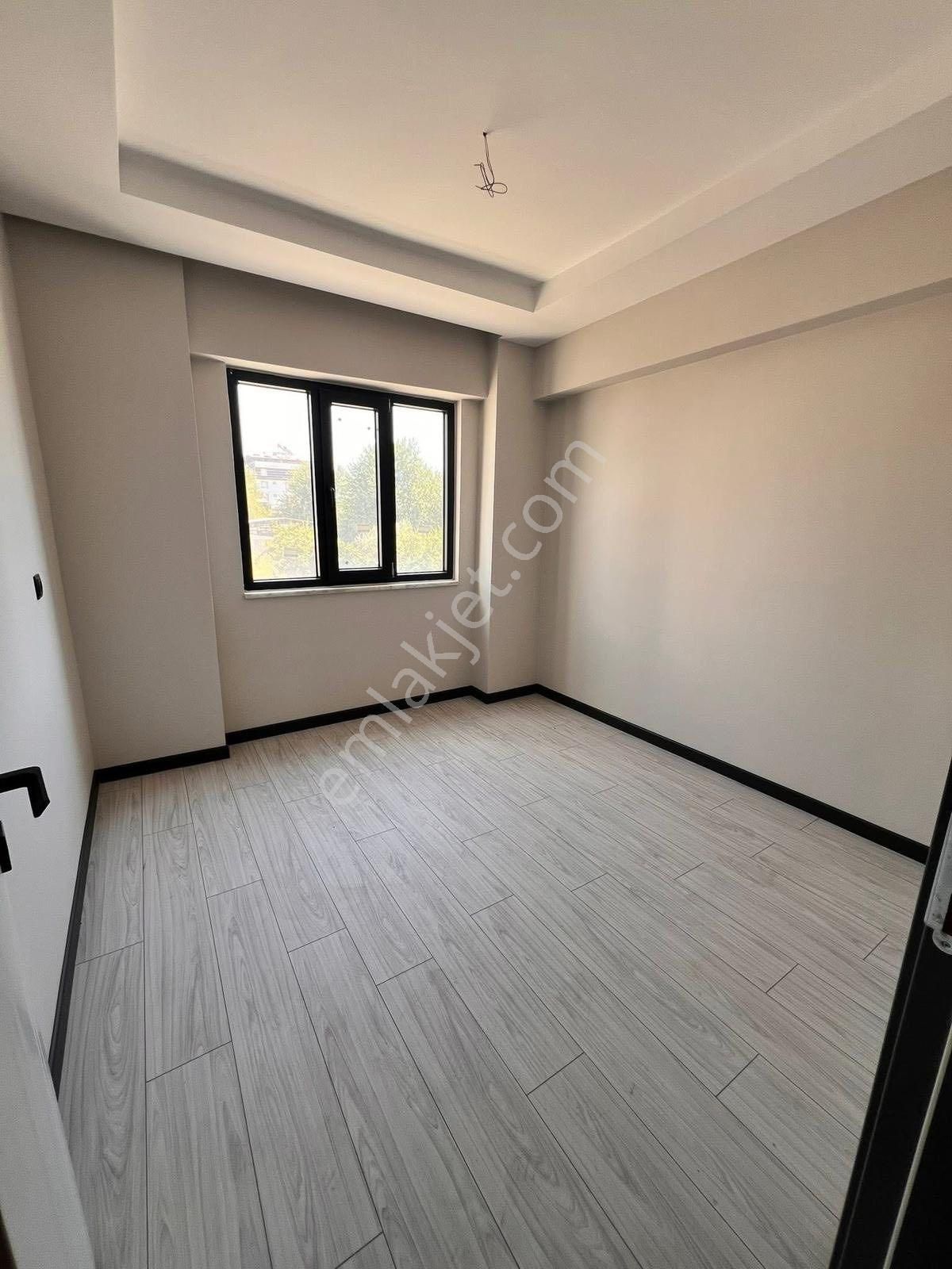 Yeşilmahalle’de Kaçırılmaz Fırsat! 3+1 – 130 M² • Yerden Isıtmalı • Asansörlü • Muhteşem - Görsel 7