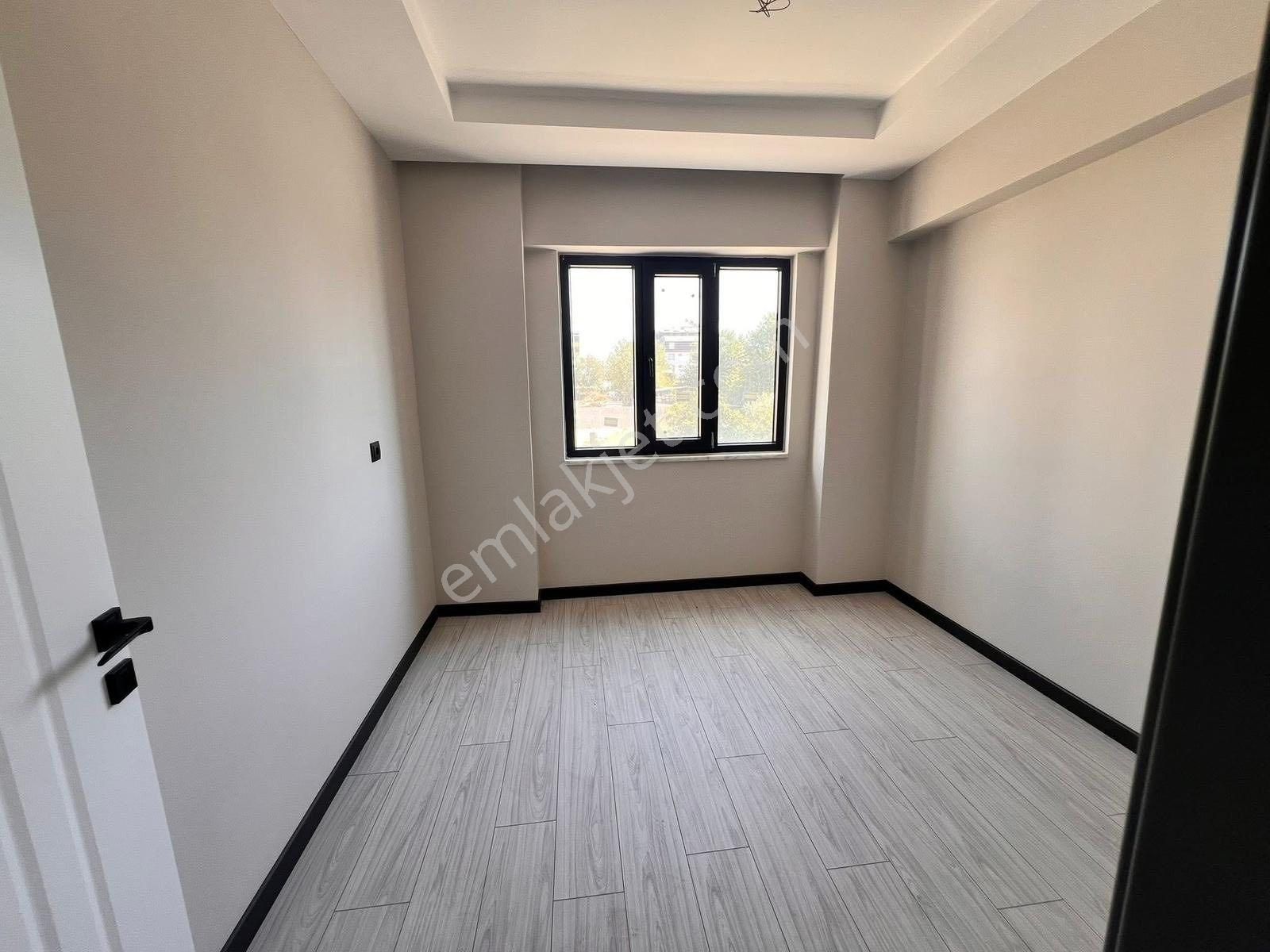 Yeşilmahalle’de Kaçırılmaz Fırsat! 3+1 – 130 M² • Yerden Isıtmalı • Asansörlü • Muhteşem - Görsel 8