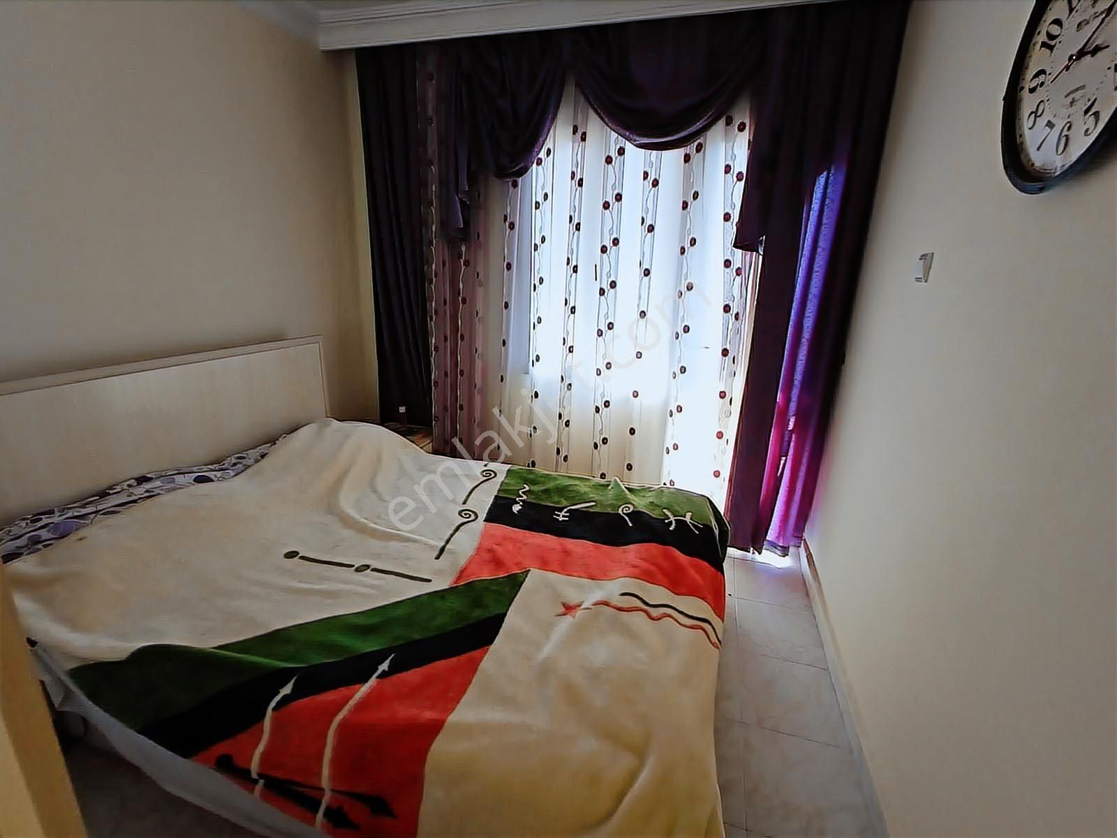 Kuşadası'nda Havuzlu Güvenlikli Sitede Manzaralı 4+1 Yazlık - Görsel 14