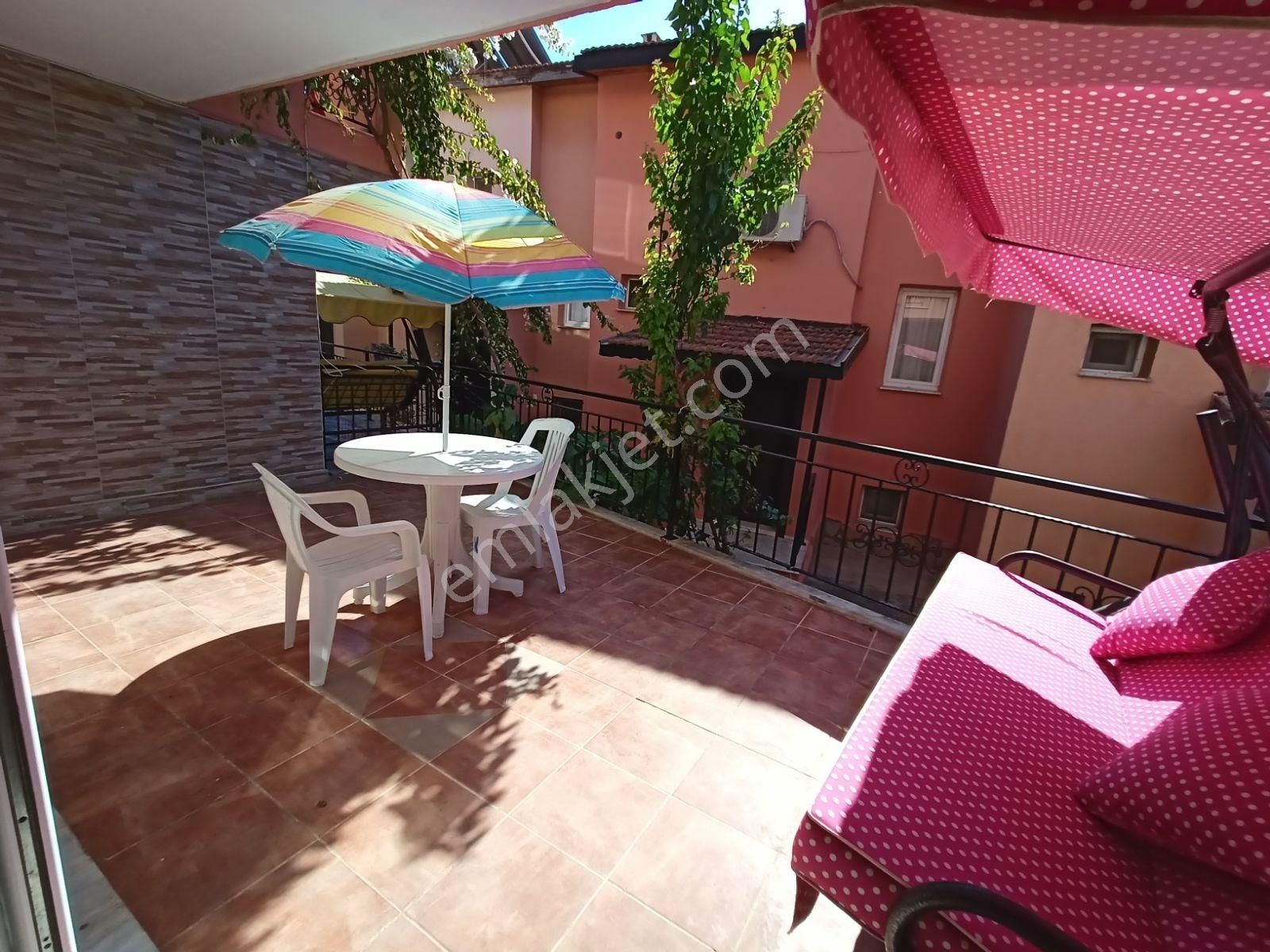 Kuşadası'nda Havuzlu Güvenlikli Sitede Manzaralı 4+1 Yazlık - Görsel 10