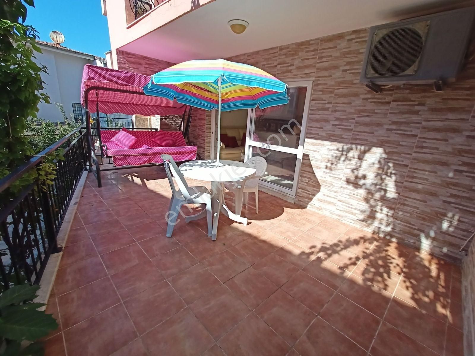 Kuşadası'nda Havuzlu Güvenlikli Sitede Manzaralı 4+1 Yazlık - Görsel 28