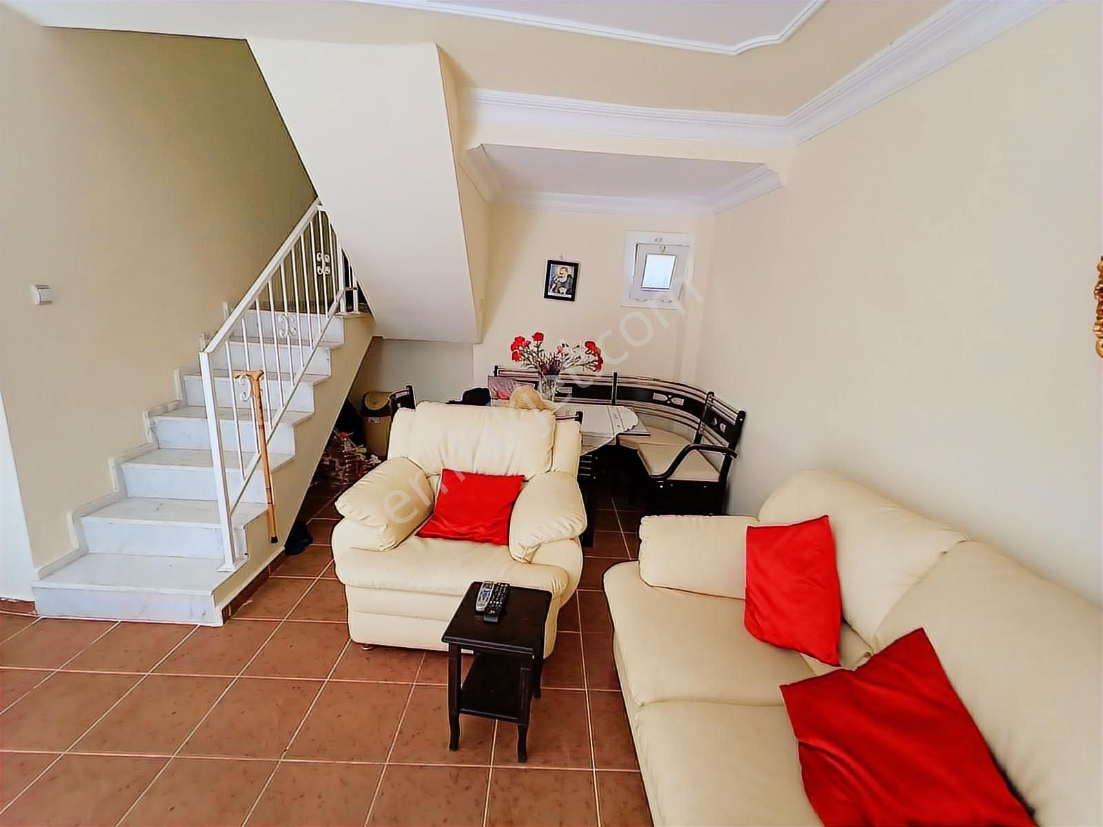 Kuşadası'nda Havuzlu Güvenlikli Sitede Manzaralı 4+1 Yazlık - Görsel 20