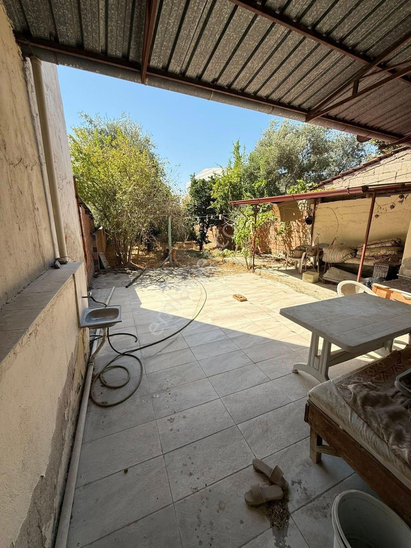 Cumhuriyet Mahallesi’nde Bahçeli Müstakil Ev Fırsatı! - Görsel 3