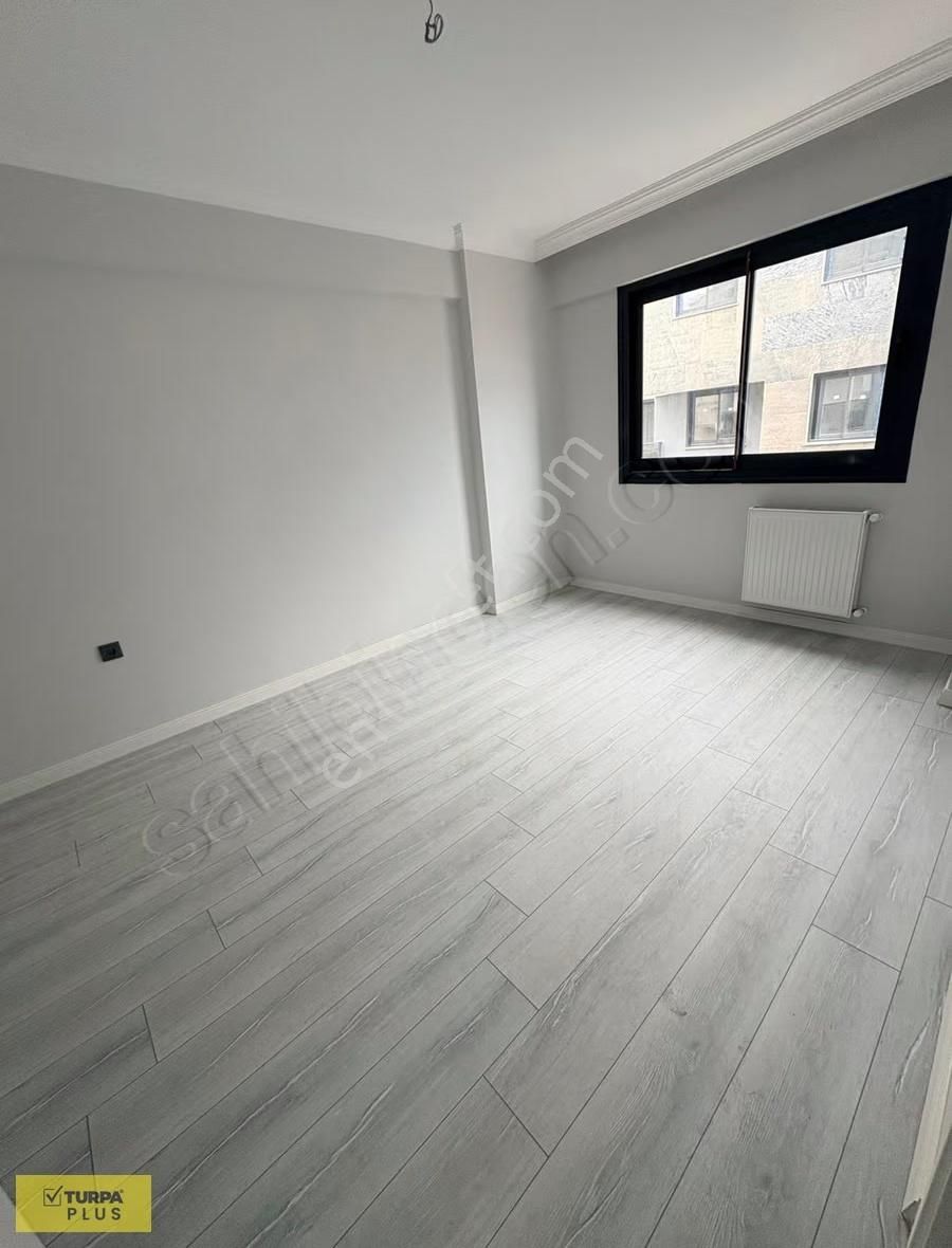 Yeni Bina'da Kapalı Mutfak Sıfır 3+1 Daire - Görsel 9