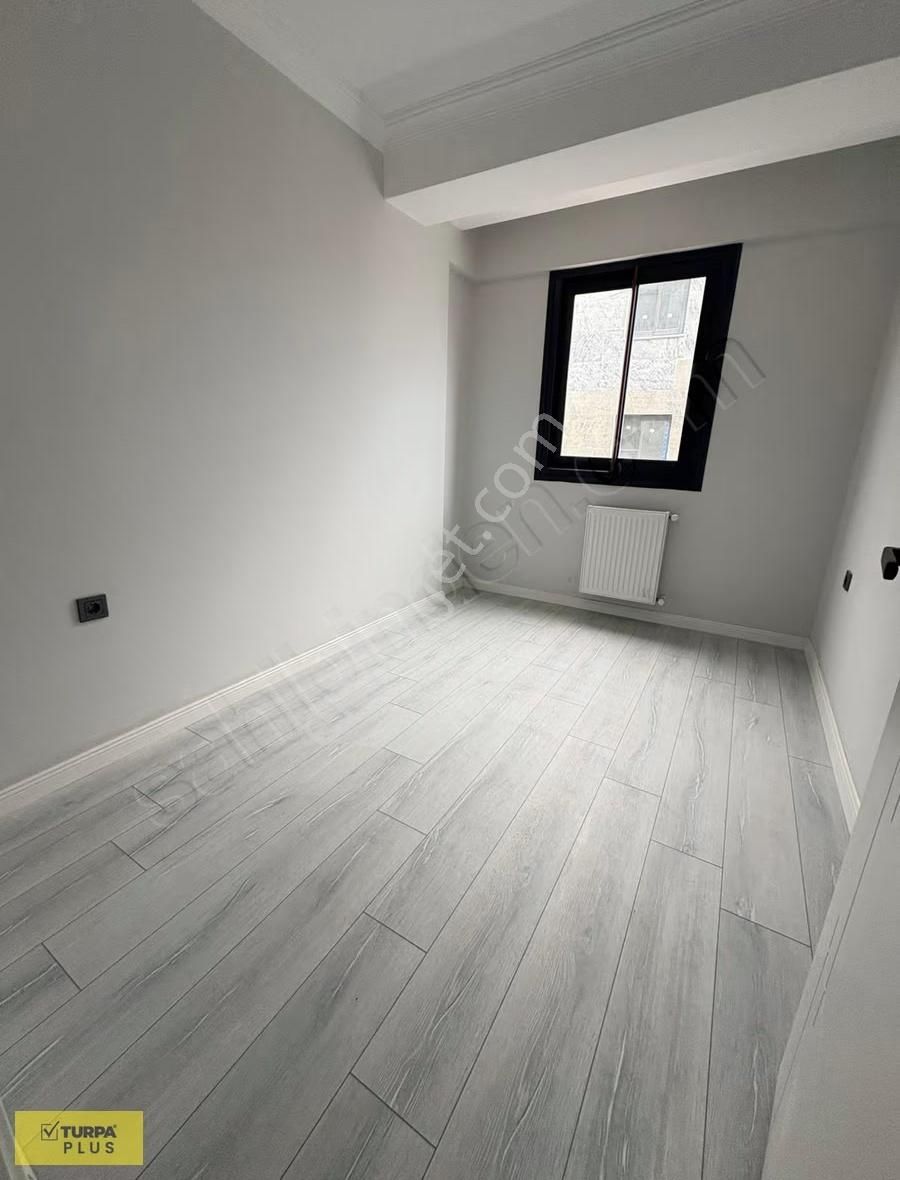 Yeni Bina'da Kapalı Mutfak Sıfır 3+1 Daire - Görsel 4