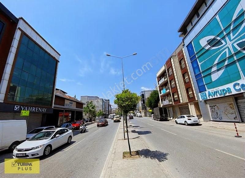 Karabağlar Yeşillik Cad. Yakını Kiralık 3+1 Ofis - Görsel 18