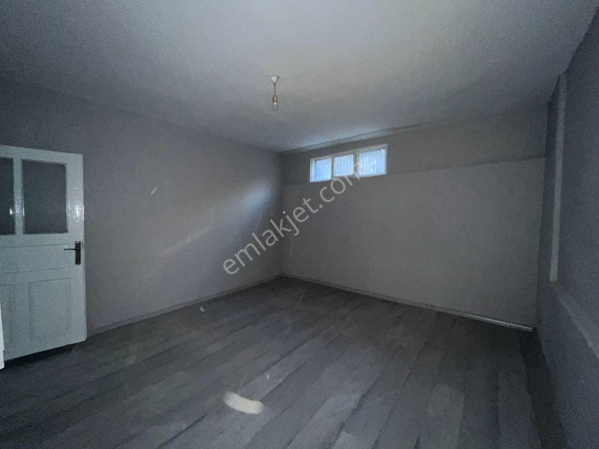 Gümüşpala Naldöken İzban Durağı Yakını Bahçeli 2+1 Kiralık Daire - Görsel 21