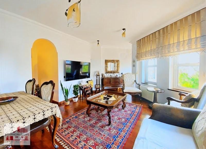 Sarıyer Büyükdere'de Manzaralı Bahçeli Müstakil - Görsel 13