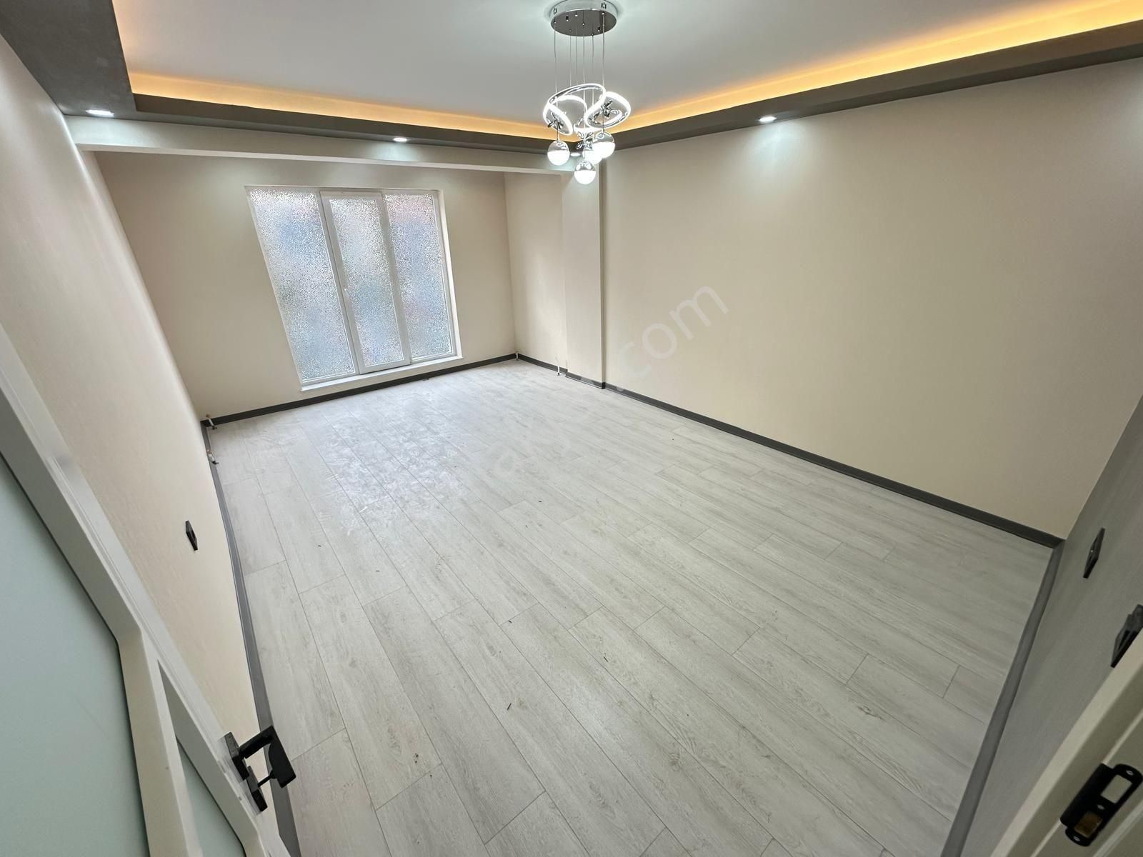 Yenikent Fevzi Çakmak Mh'de 3+1 Arakat Ön Cephe Ebeveyn Banyolu Satılık Daire - Görsel 10